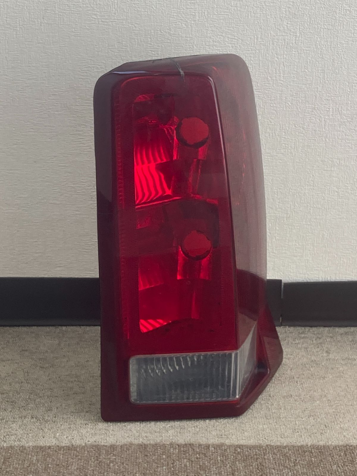 未使用フレックスオリジナルテールランプ(左)ハイエース200系(1〜7型) 未使用フレックスオリジナルテールランプ(左)ハイエース200系(1〜7型