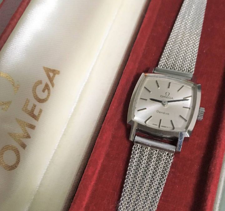 ☆OMEGA オメガ Ω/Geneve ジュネーブ☆手巻き☆シルバー文字盤  