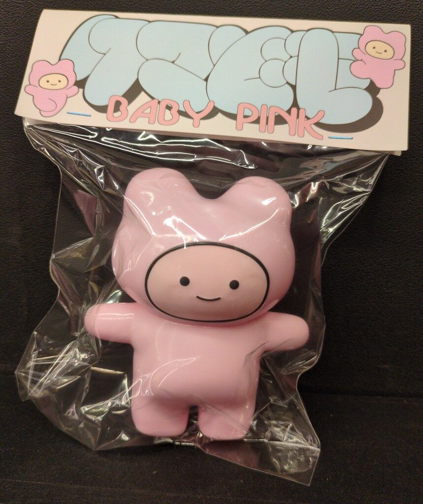 クマども 未開封フィギュア ソフビ ピンク１体‼︎ クマどもソフビ ベイビーピンク/ベイビーブルー | アメショップ