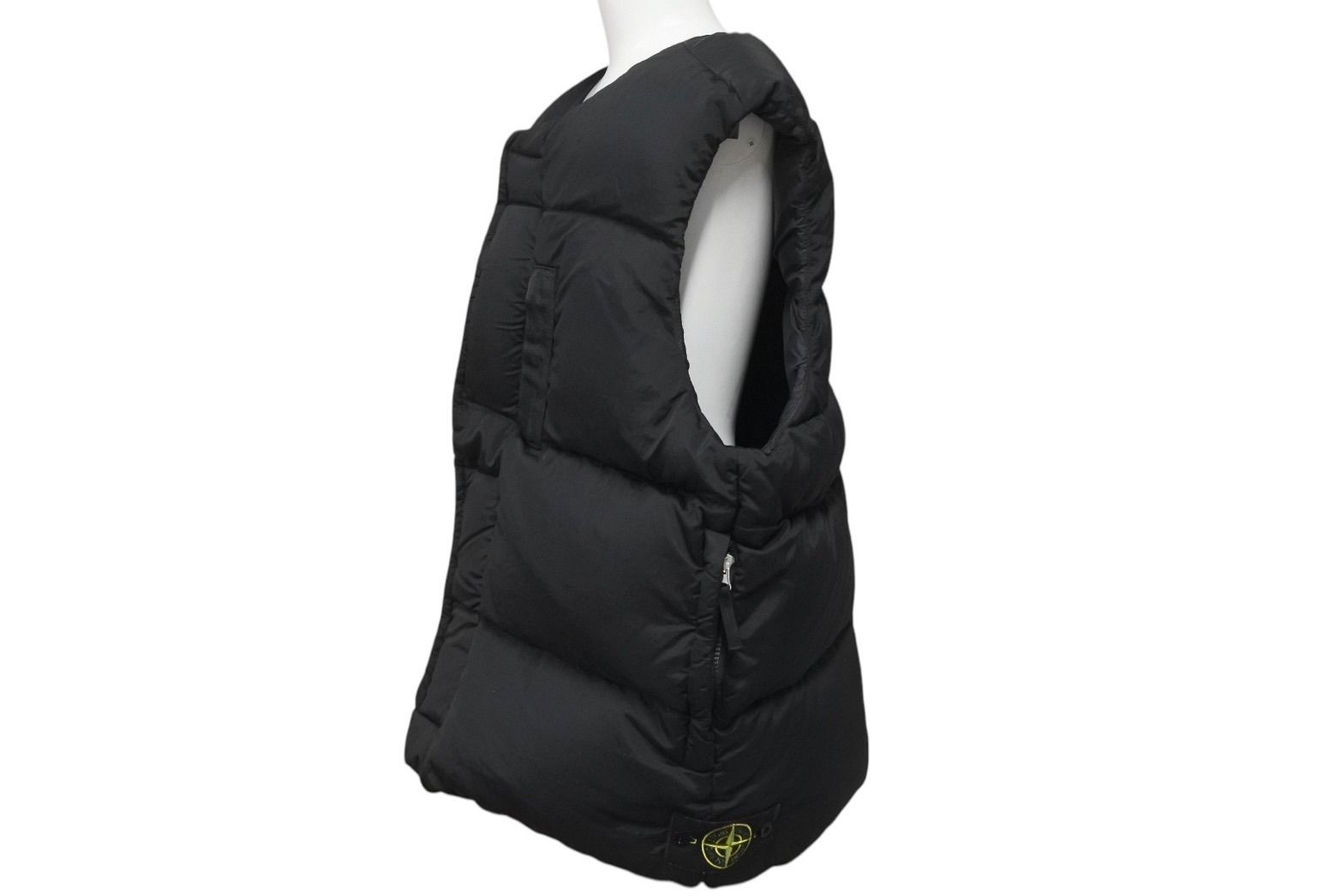 極美品 STONE ISLAND ストーンアイランド 22AW ナイロン ダウン