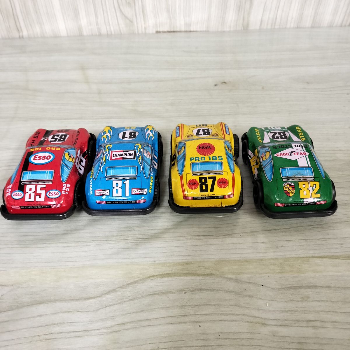 ブリキ　おもちゃ　ミニカーセット 4台セット ブリキ おもちゃ ミニカーセット 4台セット ブリキ おもちゃ ミニカー