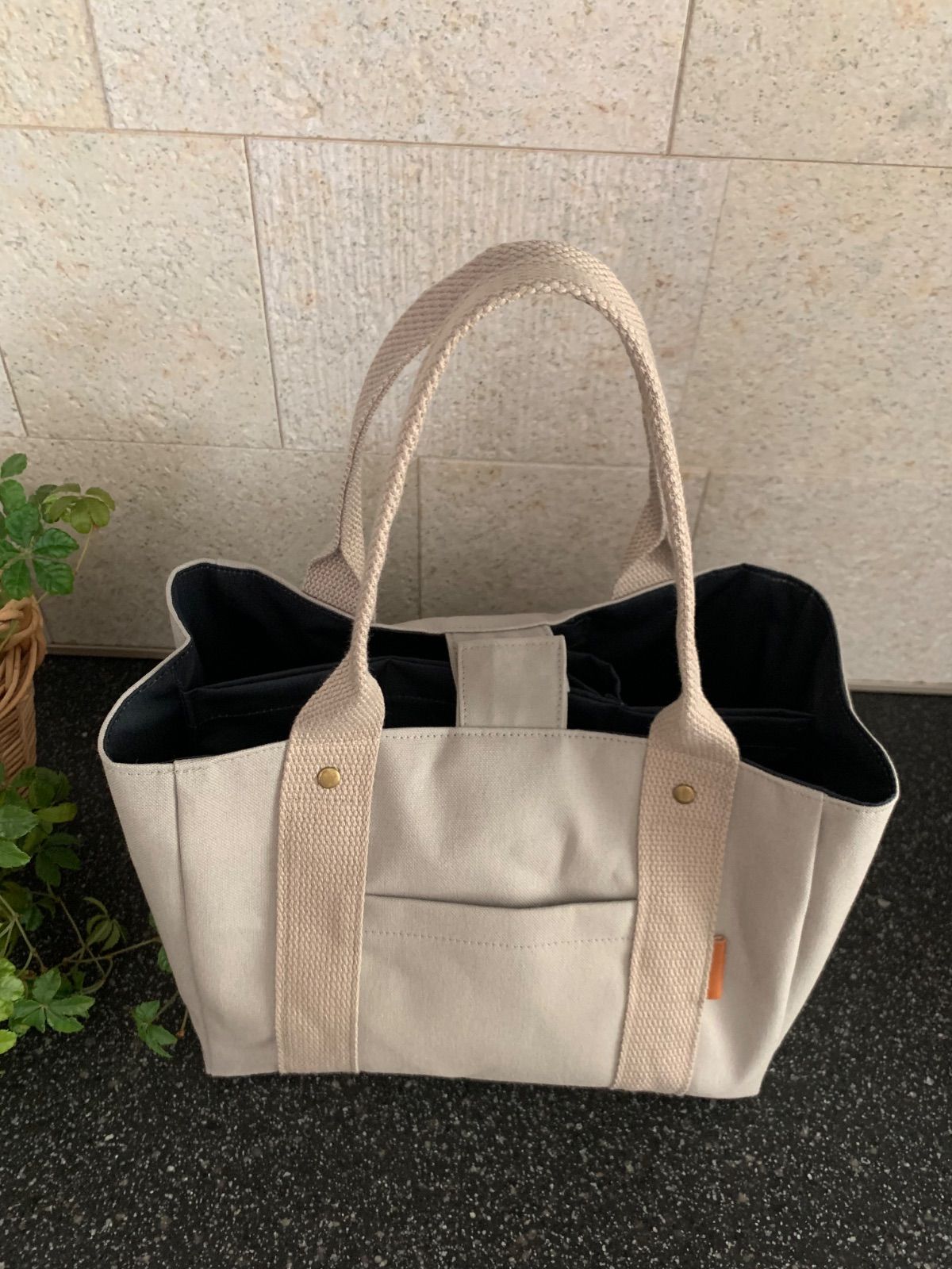 純白3つ仕切りトートバッグ　ハンドメイド　倉敷帆布　仕切り　unicoco 純白（ましろ）様専用 3つ仕切りトートバッグ ハンドメイド 倉敷