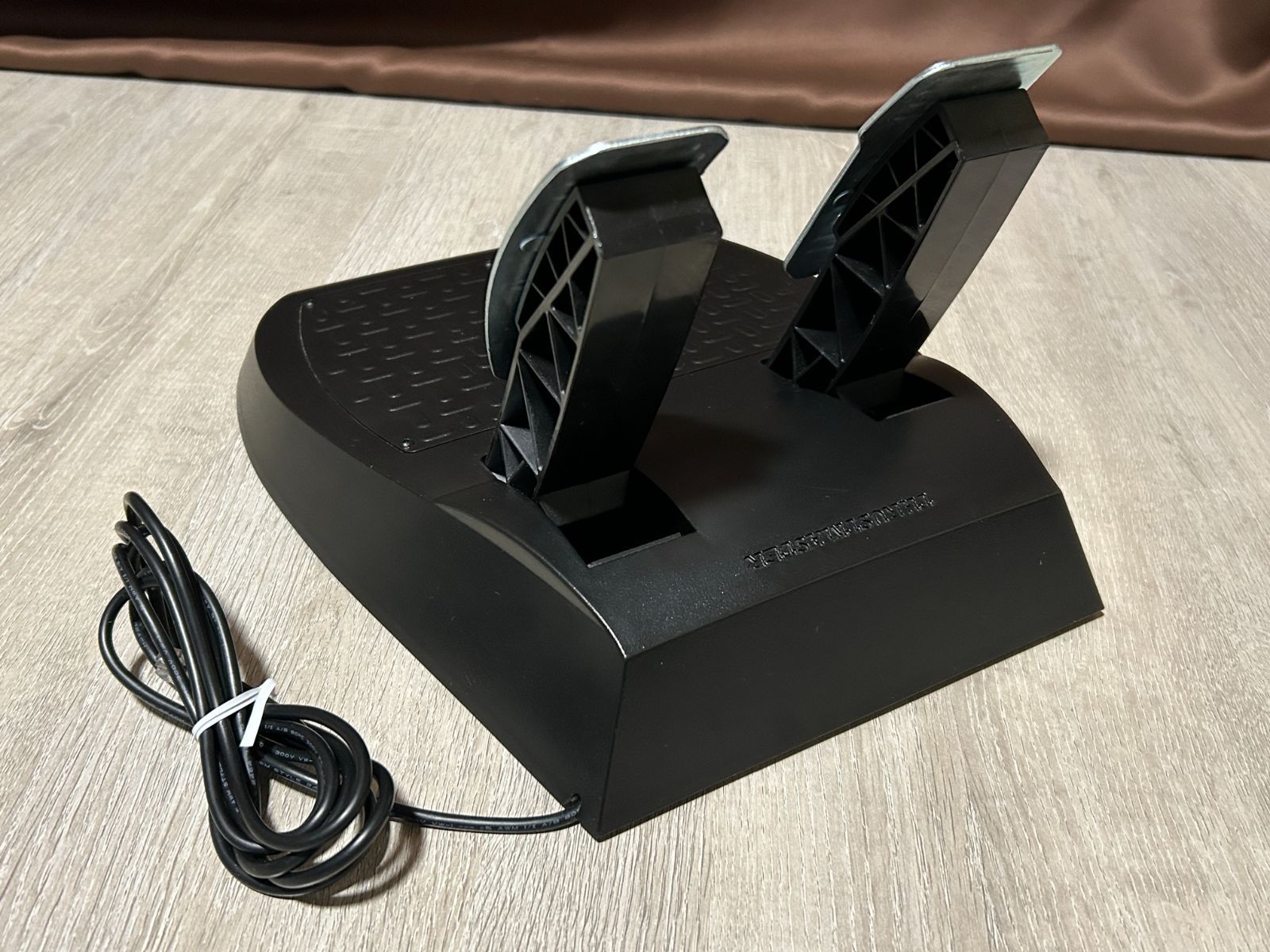 THRUSTMASTER T300RS【ジャンク品】 ハンコン - メルカリ