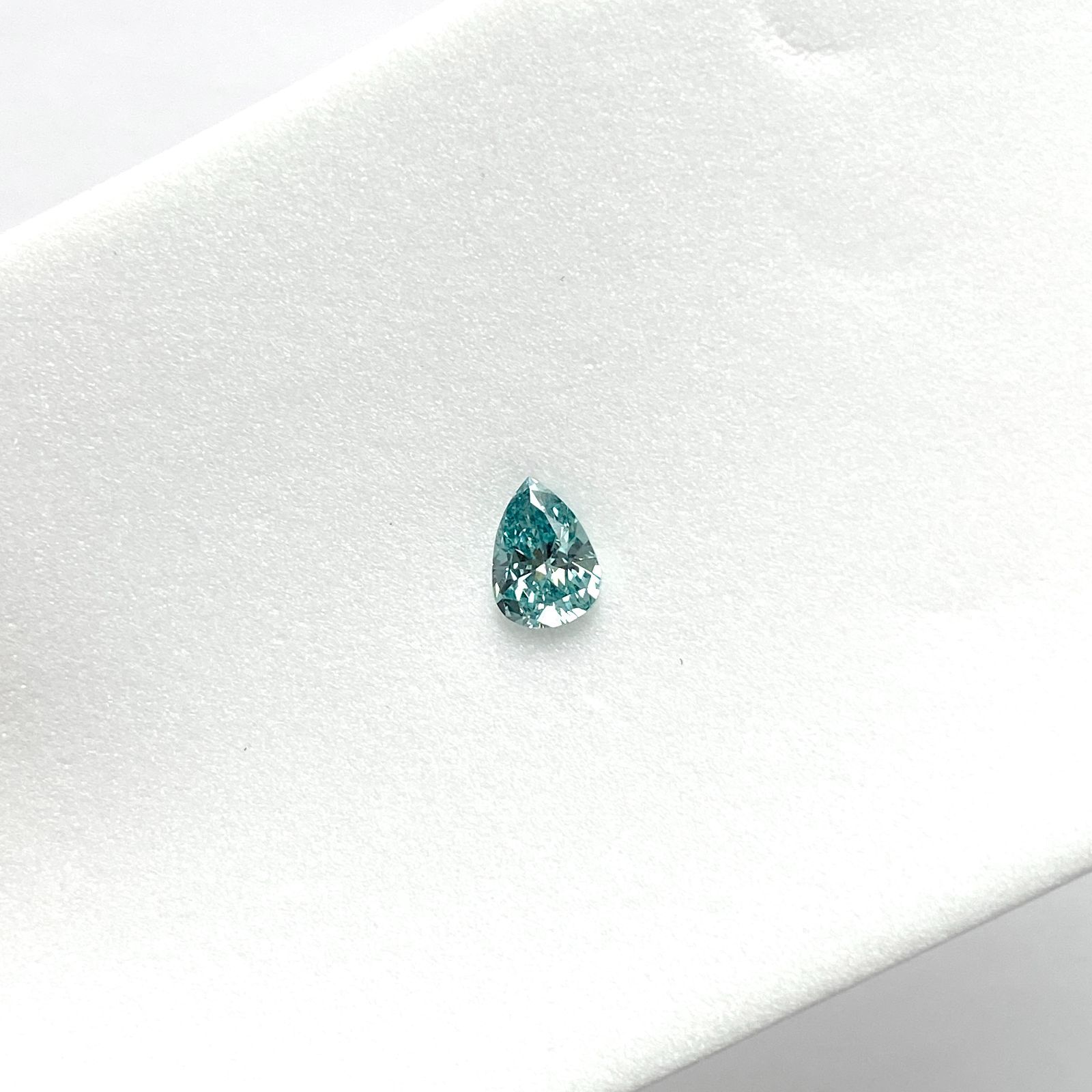 天然宝石ルース】ブルーダイヤモンド 0.492ct ペアシェイプ