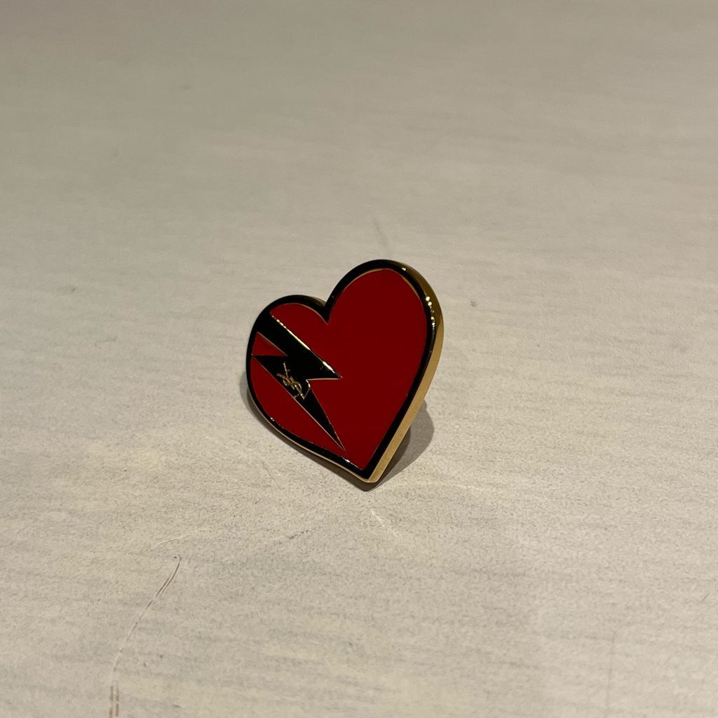 Saint Laurent サンローラン ピンバッチ レッド 代官山A06