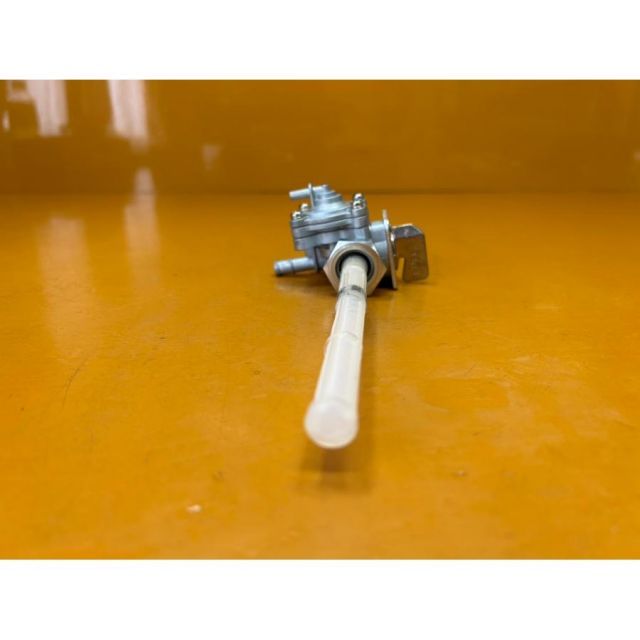 純正フューエルコック