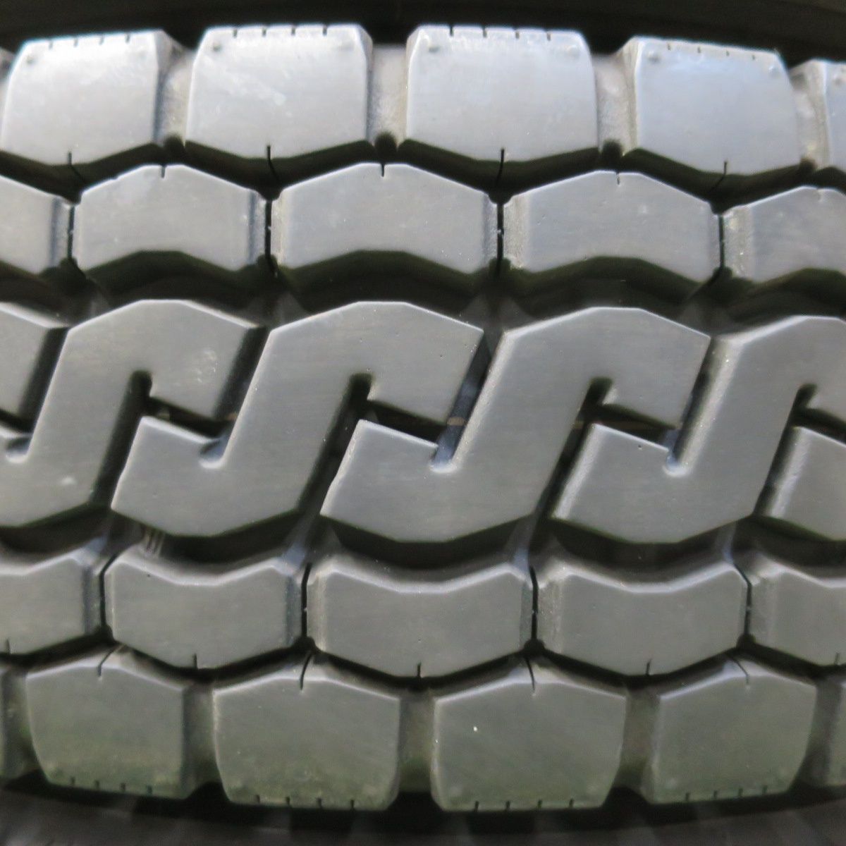 バリ溝 25年 9.5分 6本 トラック タイヤ 205 85R16 117 115N ブリヂストン エコピア M812 ミックス オールシーズン 16インチ 5101004イスタ FFCRYSTALESIA_COM