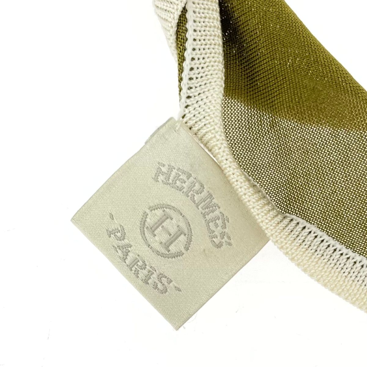 HERMES エルメス 三角スカーフ シルク100％ マルチカラー レディース