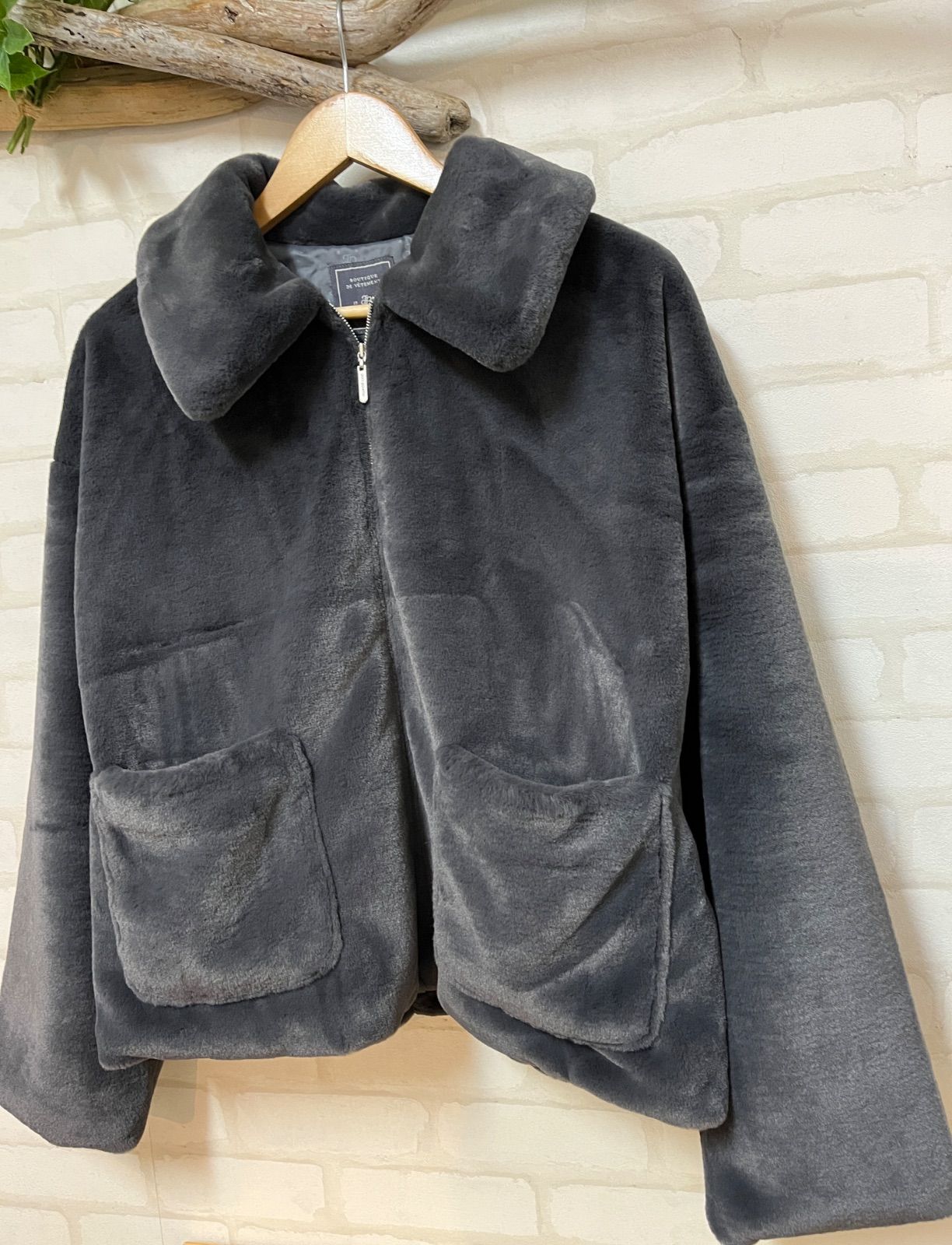 117 子供服 ブランド ポンポネットジュニア 165㎝ アウター ブローチ付き ナルミヤインターナショナル ポンポネット キッズアウター WWW_SMP1DAWEKUDUS_SCH_ID