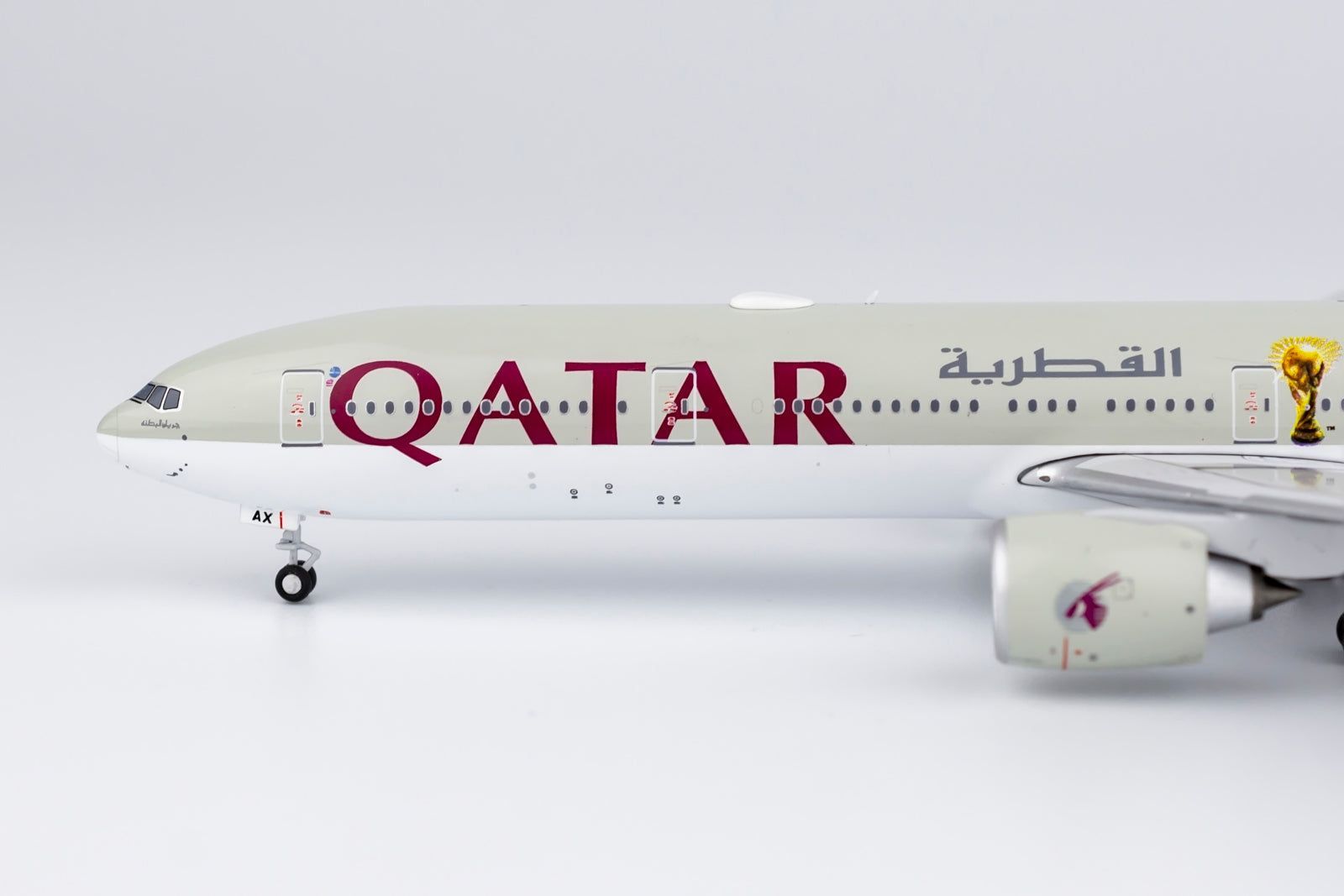 カタール航空 777-300ER A7-BAX 1/400 NGmodel カタール航空 777-300ER A7-BAX 1/400 73029 - メルカリ