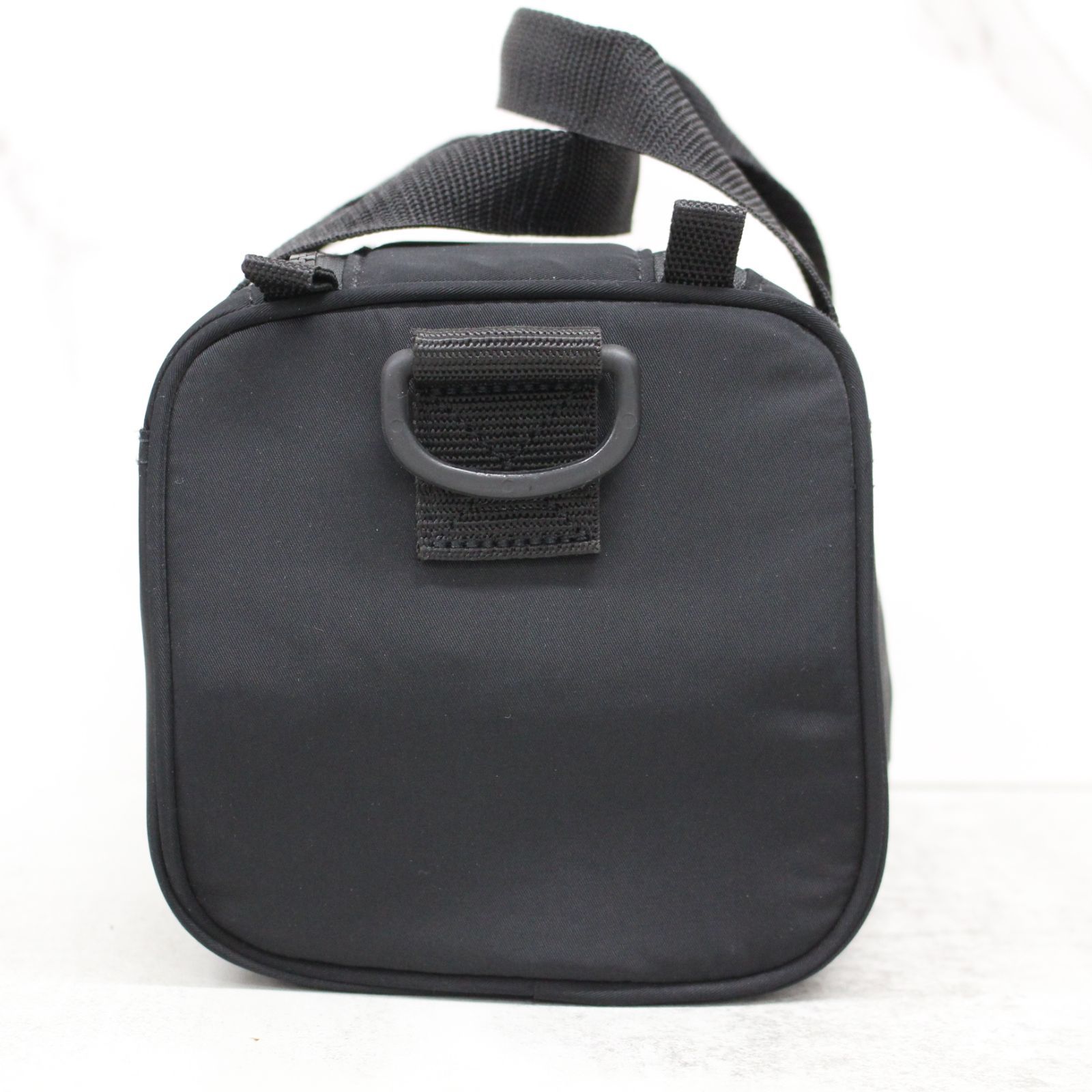 ヨウジヤマモトYohji Yamamoto NOIR レザーミニバッグ　黒 YOHJI YAMAMOTO(ヨウジヤマモト) ミニレザーバッグ ブラック