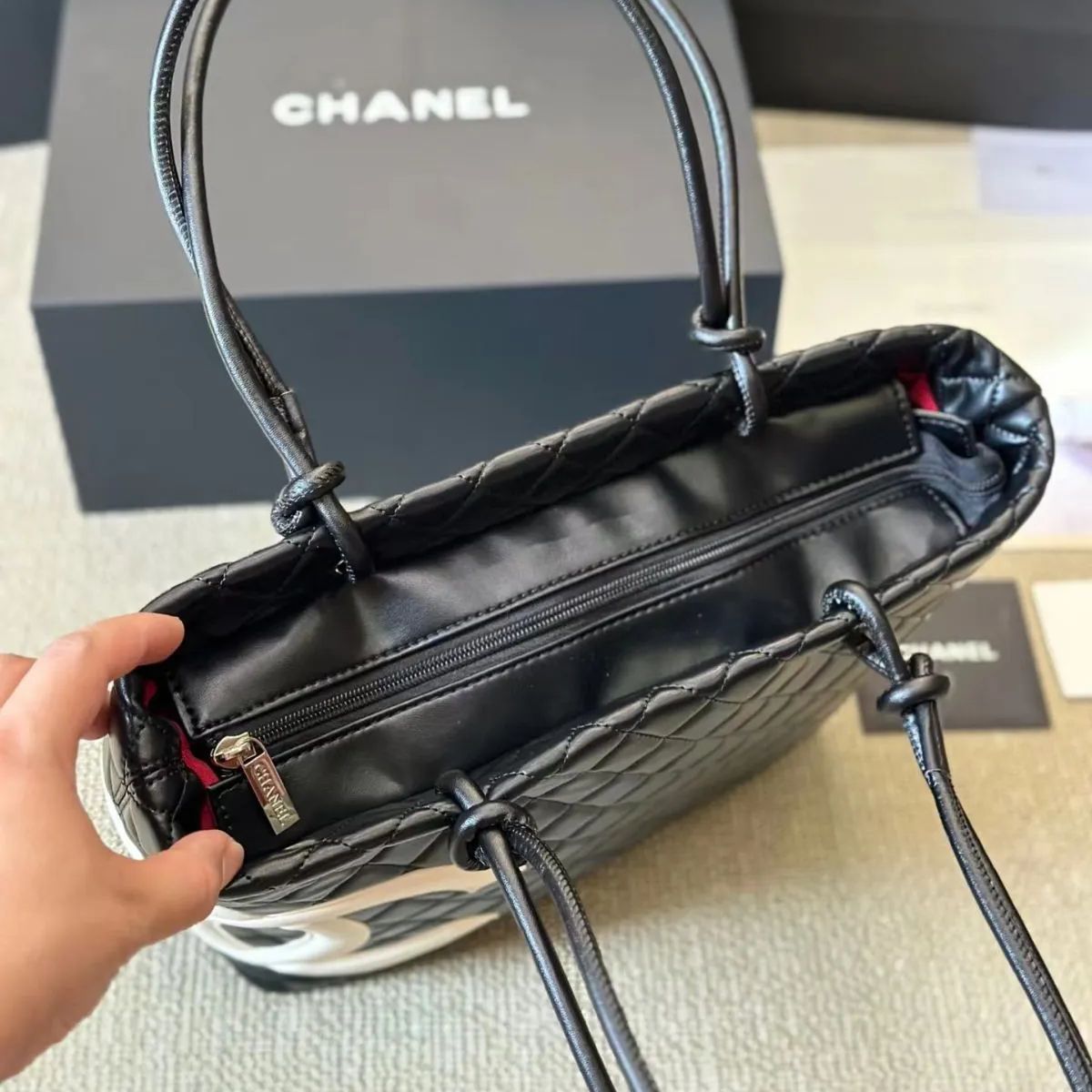 CHANELハンドバッグ シャネル　カンボンライン 美品