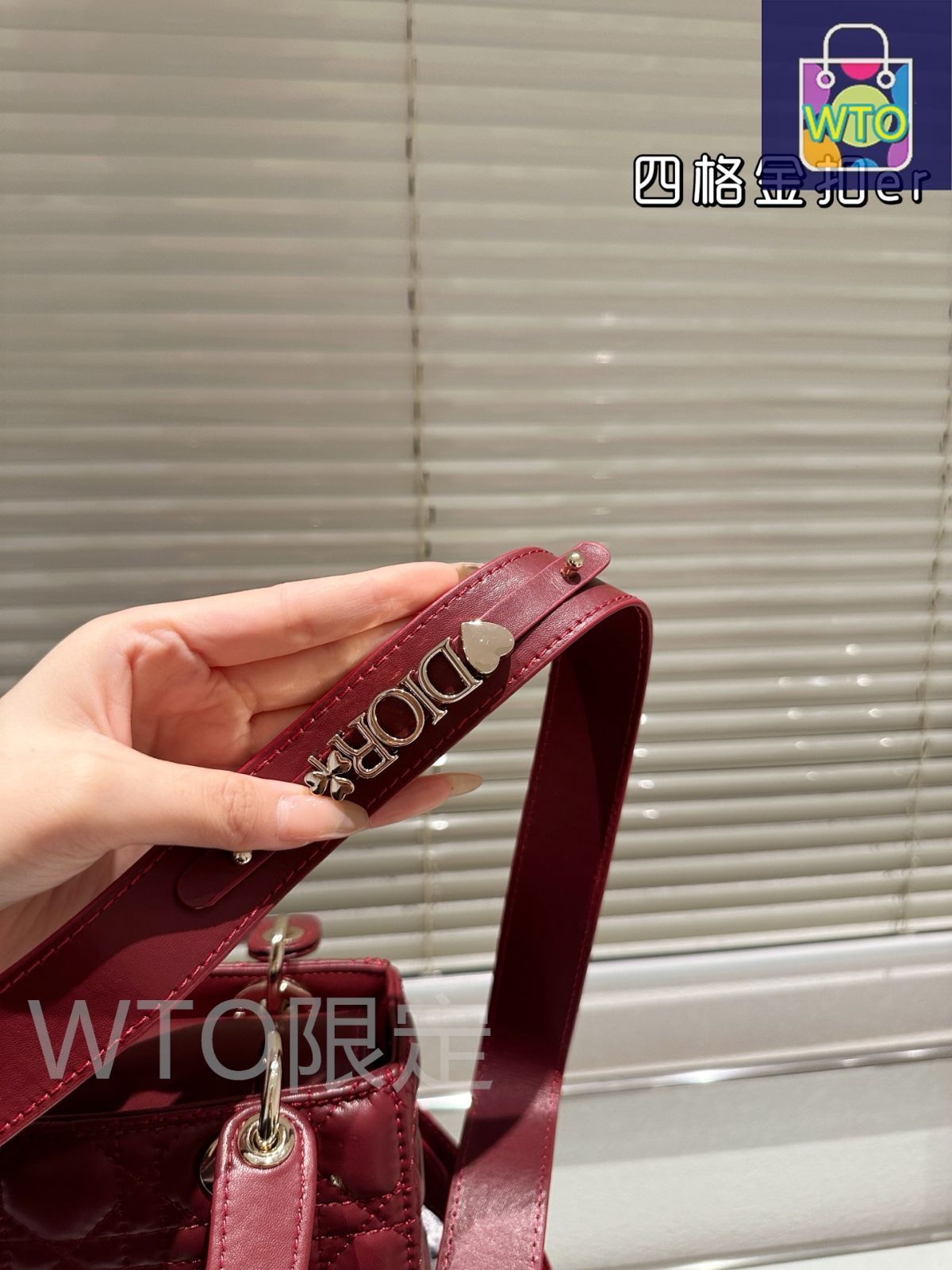 Dior Lady Dior ミディアム　ラムスキン　新品未使用　パウダーピンク 今日WTO】Dior Lady Dior Lambskin Bag with Foldable Gift Box