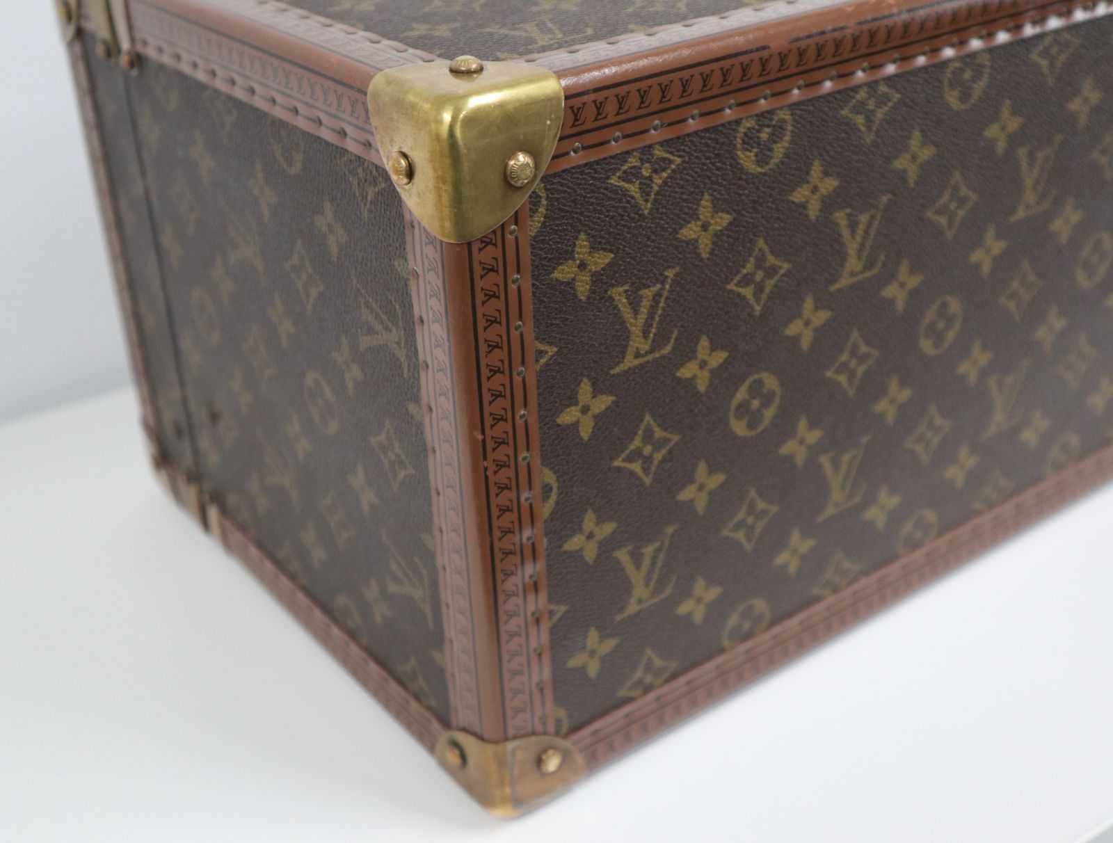ルイヴィトン　ボワット・ファルマシー M21826 メイクボックス モノグラム ルイヴィトン LOUIS VUITTON モノグラム ボワット フラコン