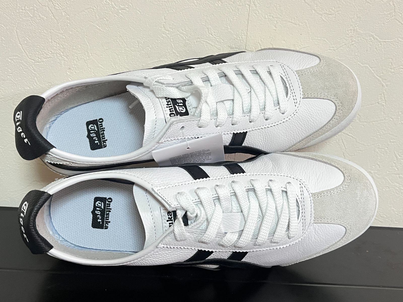 Onitsuka Tiger MEXICO 66 ( WHITE/BLACK ) New and unused [Unisex 