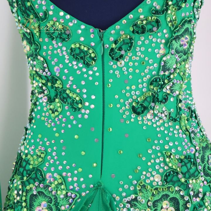 社交ダンス 衣装