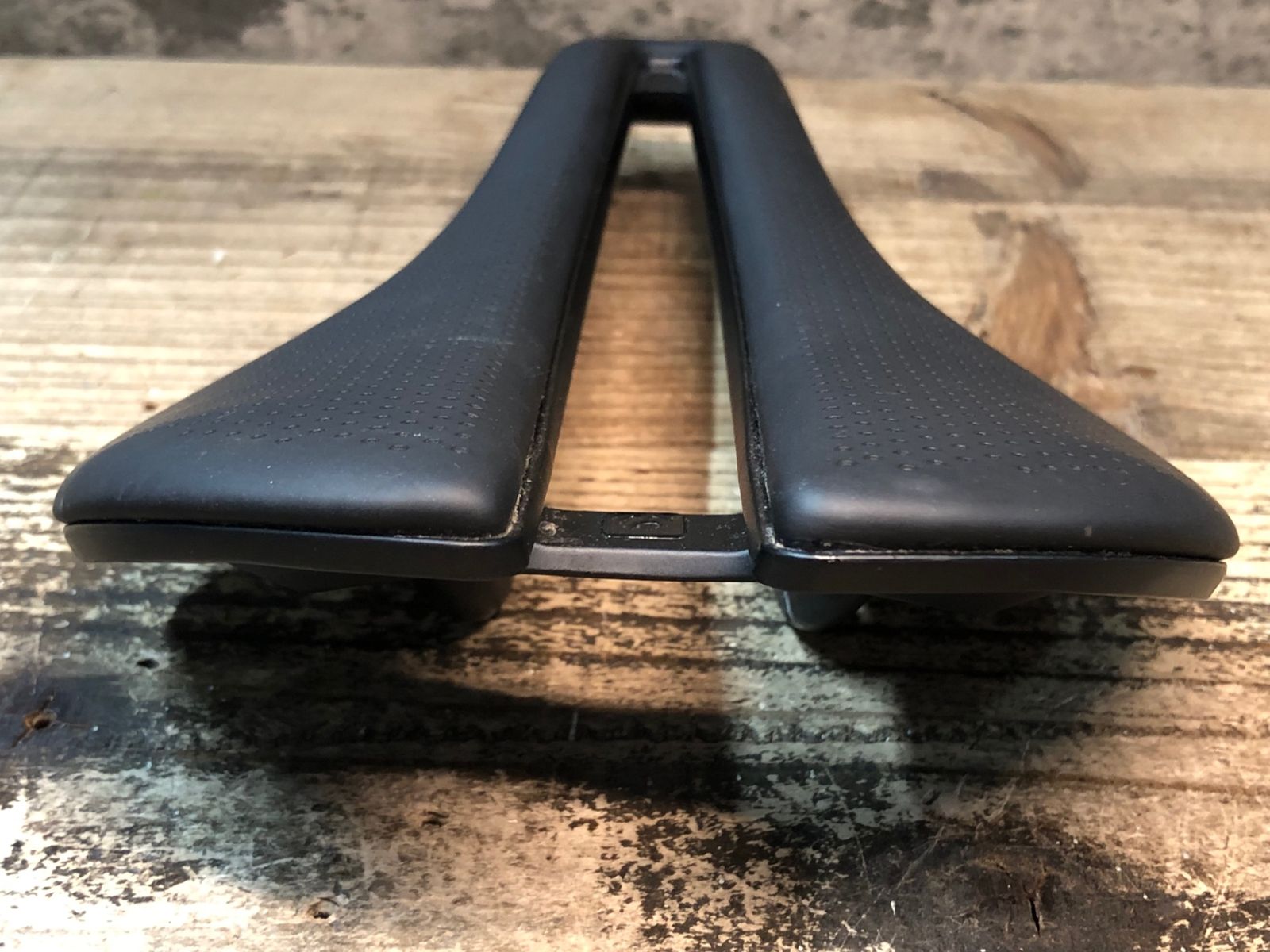 JH021 ボントレガー BONTRAGER アイオロス プロ Aeolus Pro サドル