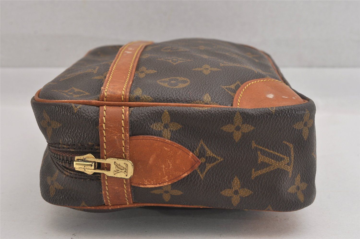 LOUIS VUITTON ルイヴィトン モノグラム コンピエーニュ 28 クラッチ