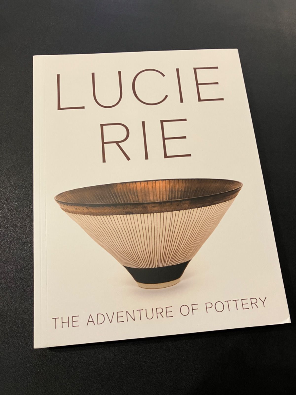 海外ブランド  ルーシー・リー POTTERY OF ADVENTURE THE RIE LUCIE 図録 作品集 アート・デザイン・音楽