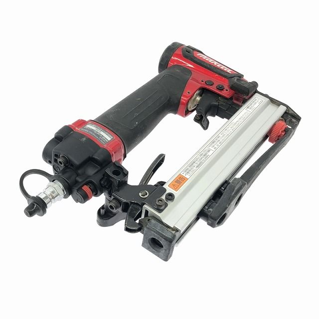 比較的 です makita マキタ 高圧 エアタッカー AT425HE 赤 ステープル幅J線4mm 長さ25mm エアータッカー エア工具 HRDEVELOPMENT_JP