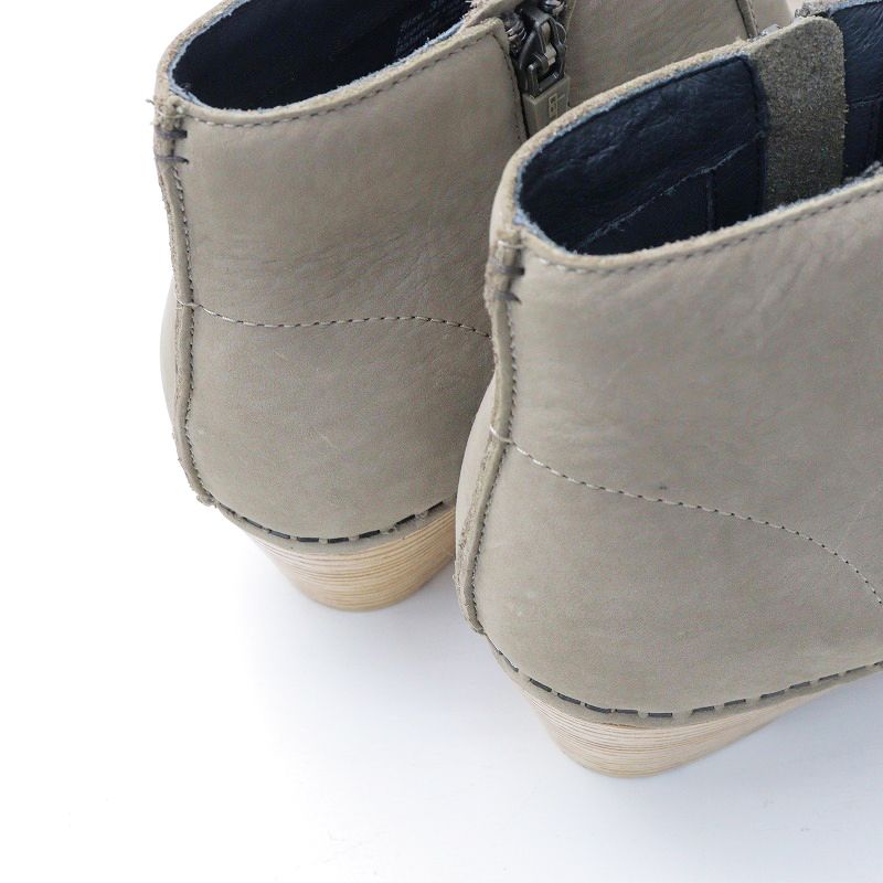 【美品】◾️dansko◾️ショートブーツ◾️マリア◾️サイドジップ◾️ヌバック◾️カーキ 2025年最新】maria ダンスコの人気アイテム - メルカリ