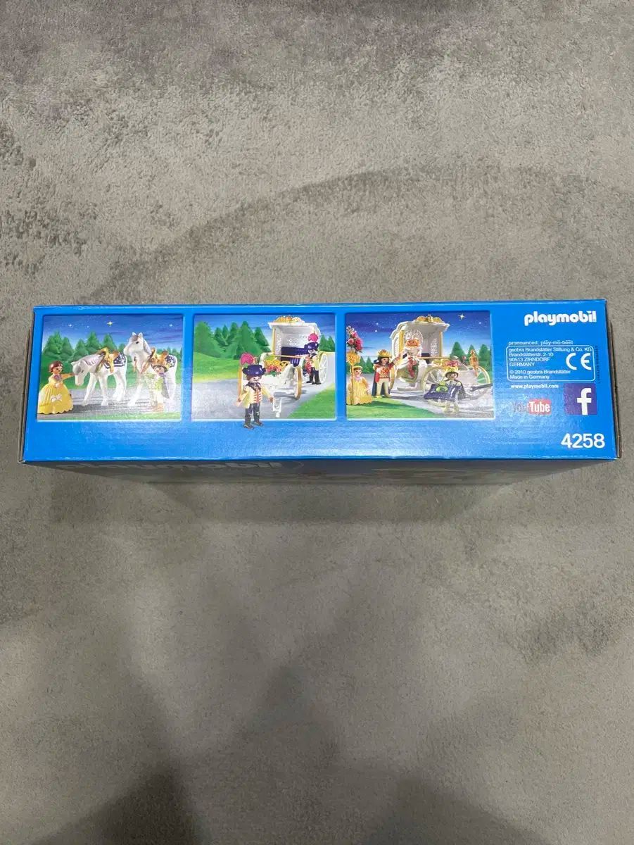 プレイモービル