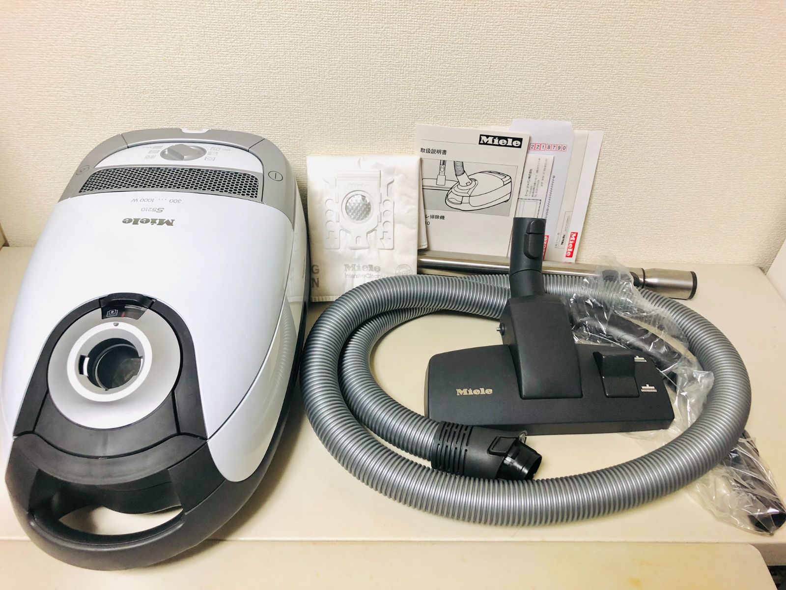 未使用 Miele ミーレ 掃除機 S5210