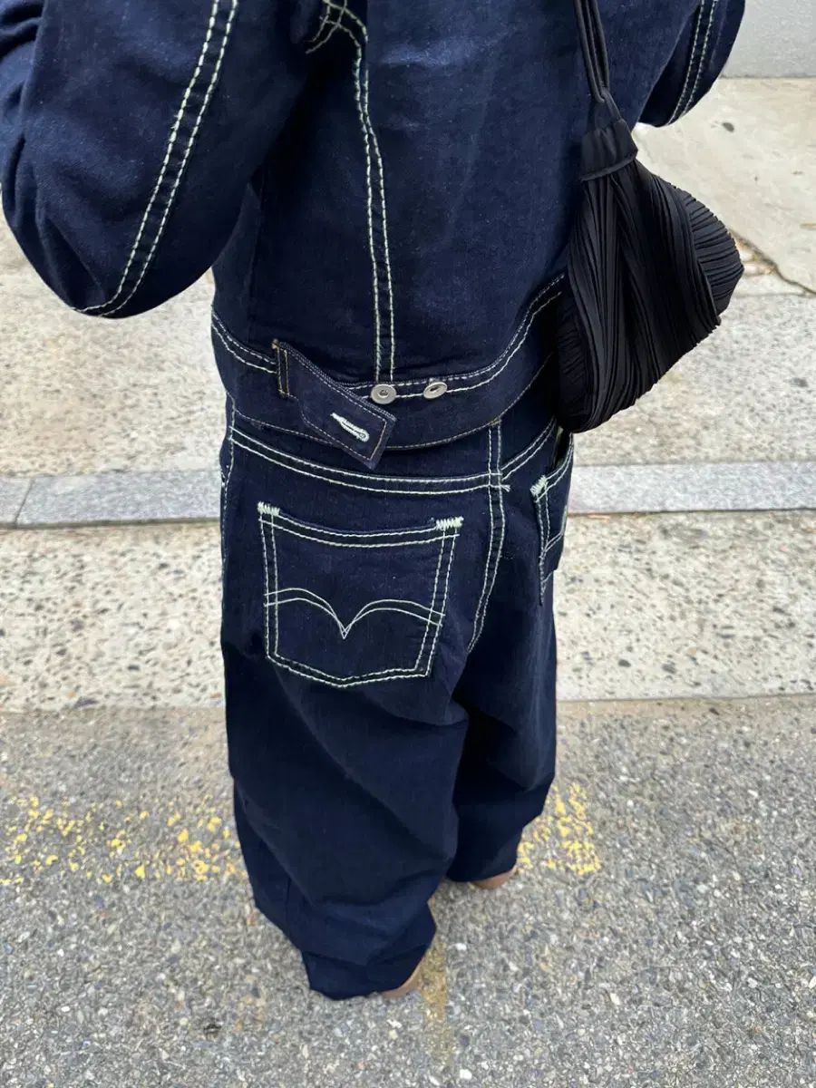 ステッチ デニム