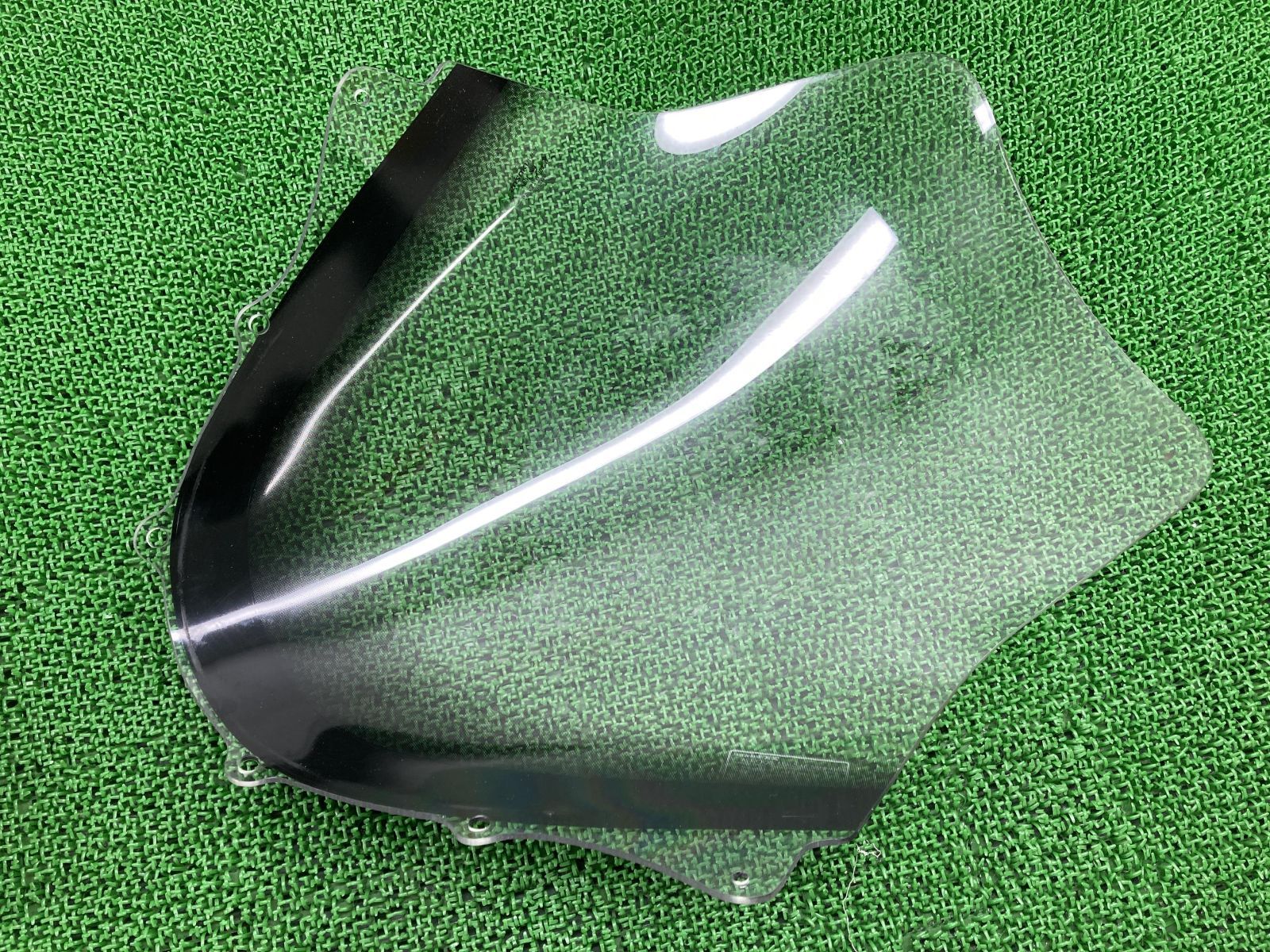 スカイウェイブ スクリーン 14FA スズキ 純正 中古 バイク 部品 CJ42A