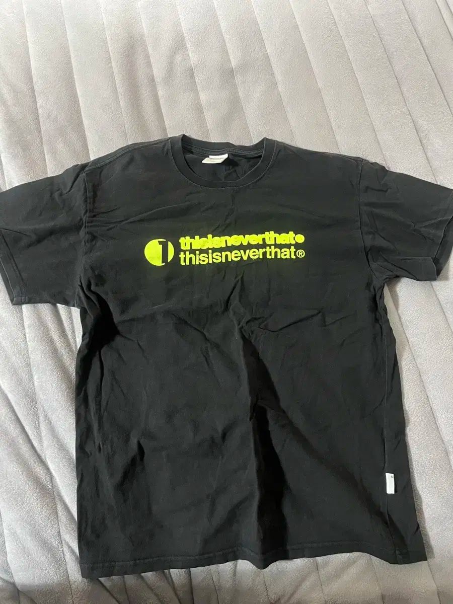 thisisneverthat(ディスイズネバーザット) Tシャツ