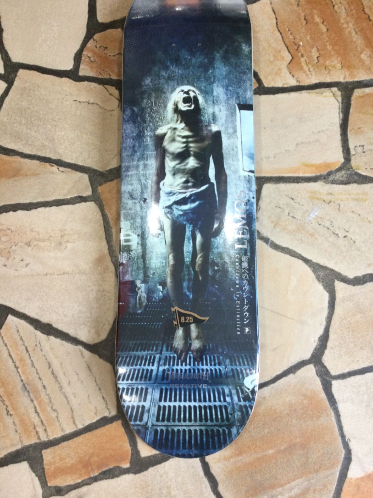 新品デッキ　PRIMITIVE　スケートボード　デッキ　8.25インチ