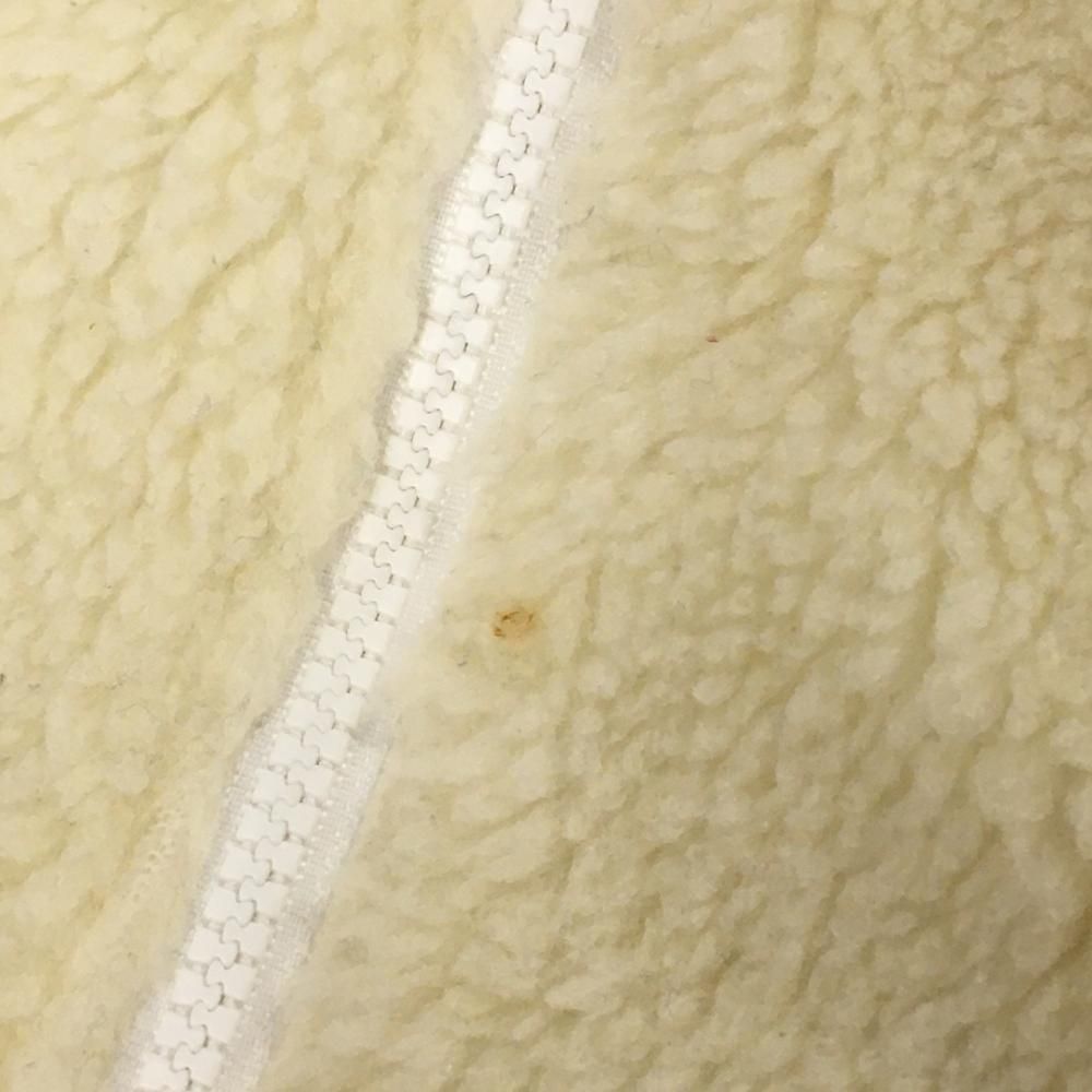 ボアベスト アイボリー