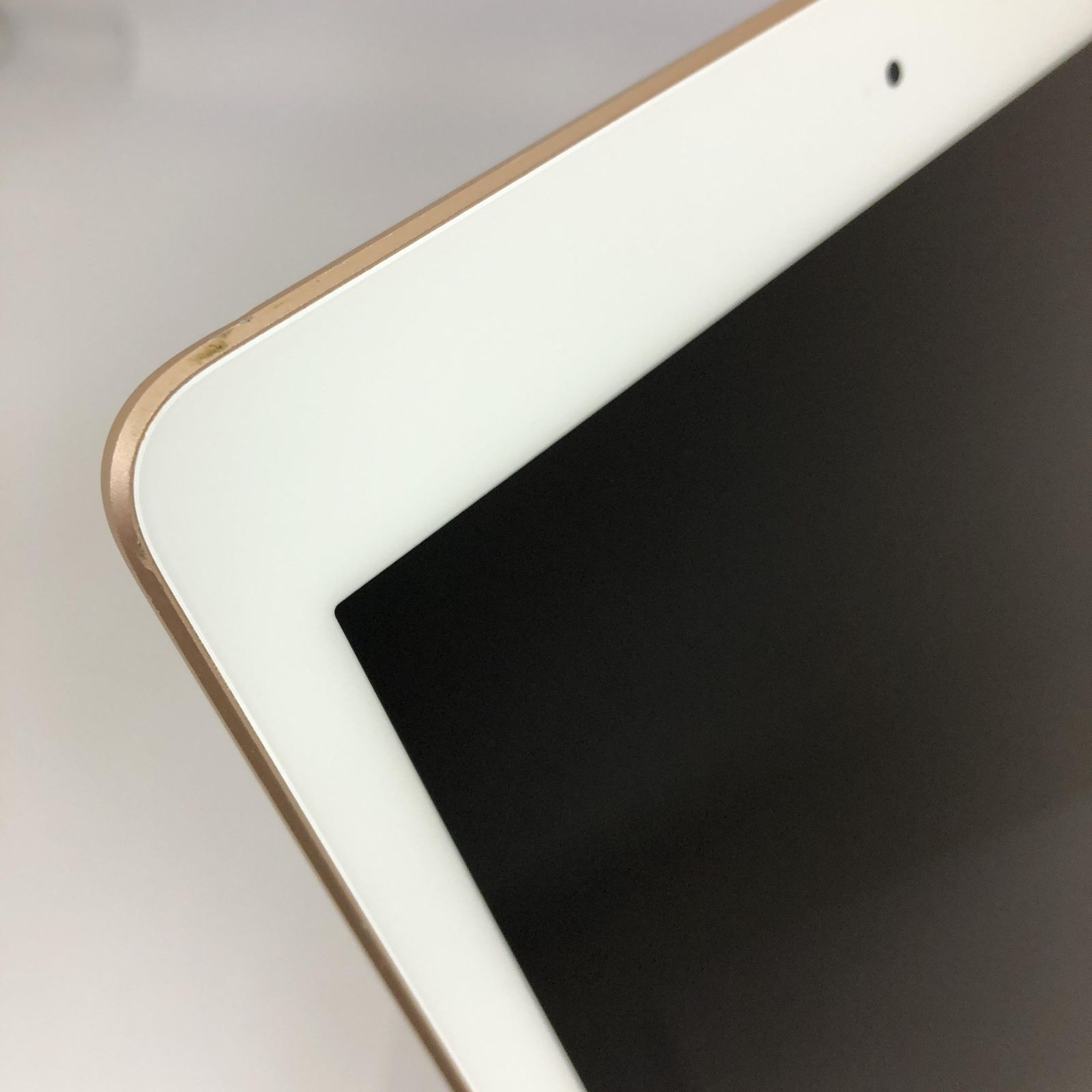 良品】iPad (第6世代) Wi-Fi/32GB/FPLZ107JJMVR 【公式通販】 良品】iPad (第6世代) Wi-Fi/32GB/FPLZ107JJMVR 【公式通販】