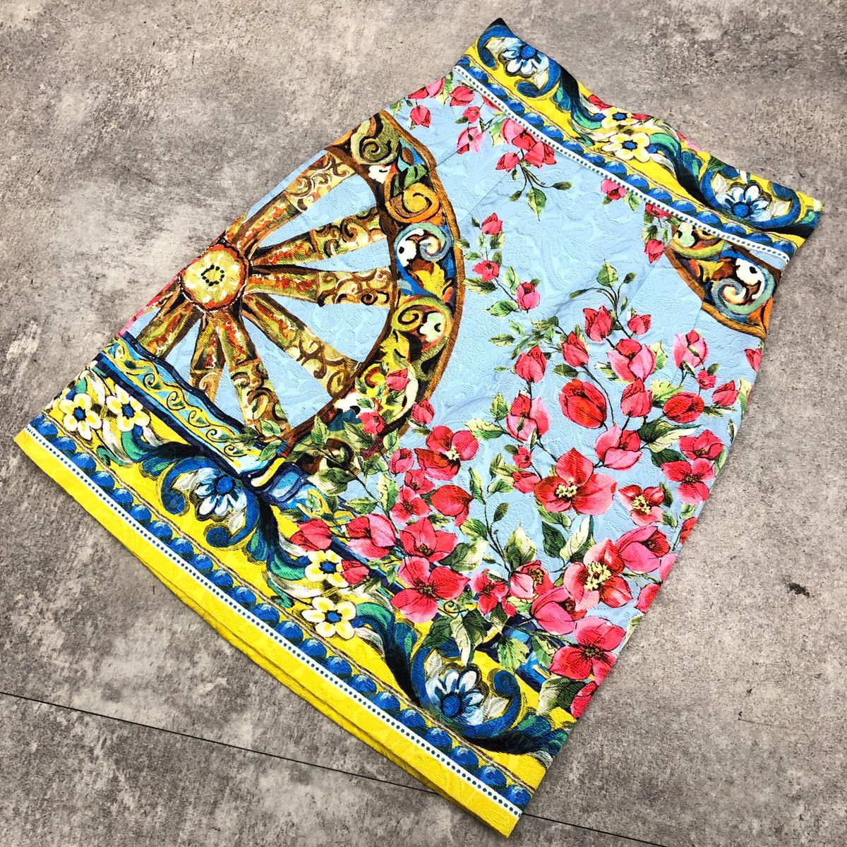 DOLOCE&GABBANA ドルチェ&ガッバーナ ミニスカート 花柄