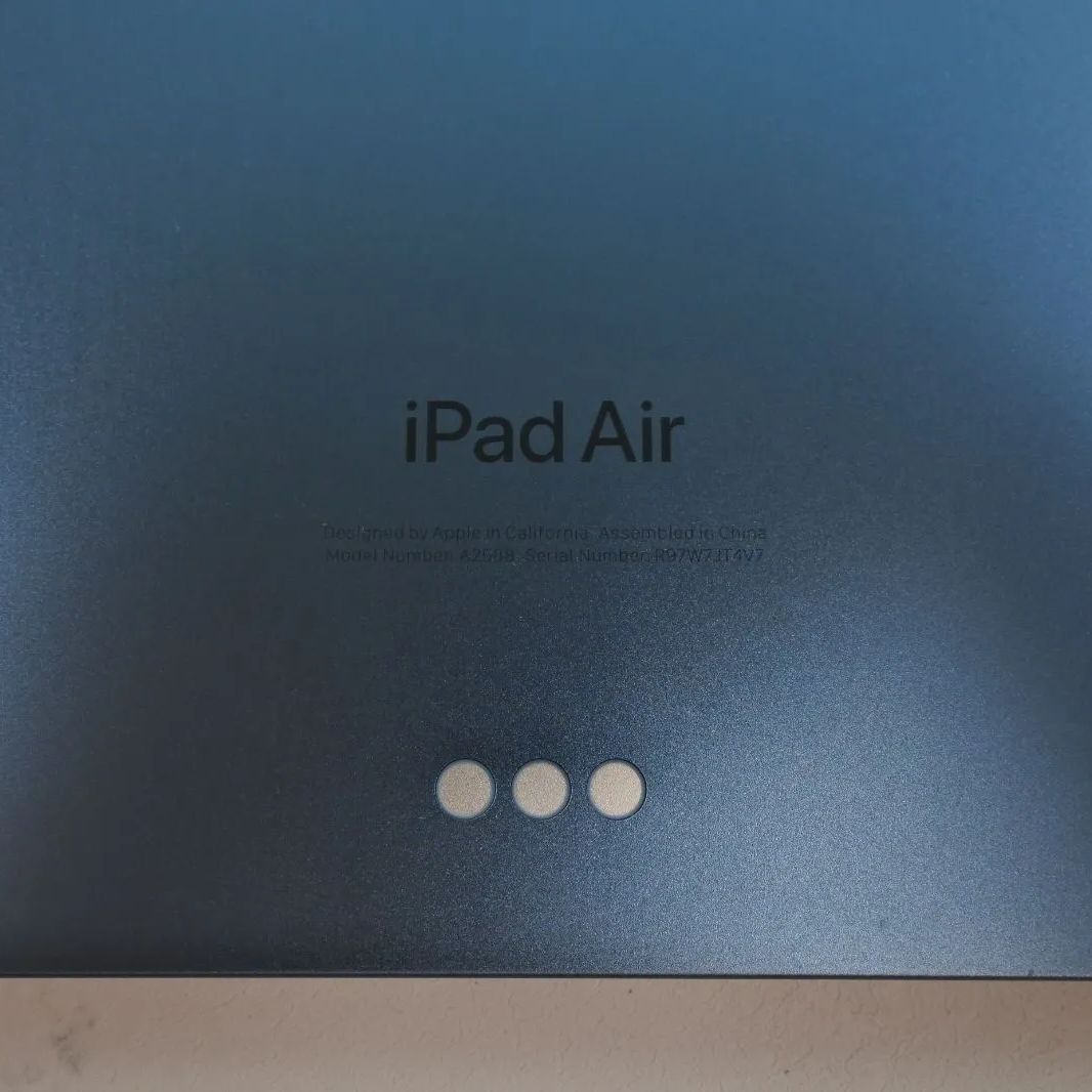 iPad Air 第5世代 Wi-Fi 64GB やや傷あり - メルカリ