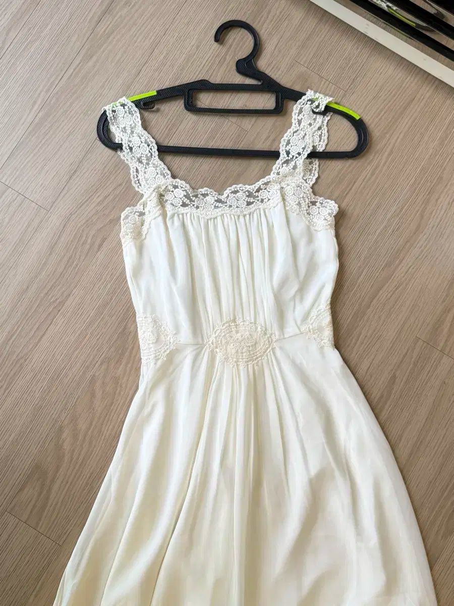 labelle blanc ラベルルブラン ワンピース