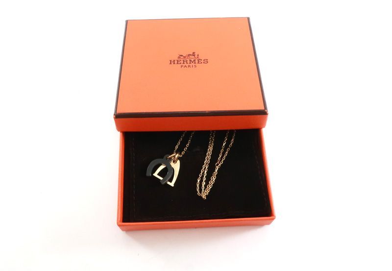 送料無料の商品 美品 エルメス あぶみ 馬蹄 エケストル アミュレット HERMES アクセサリー