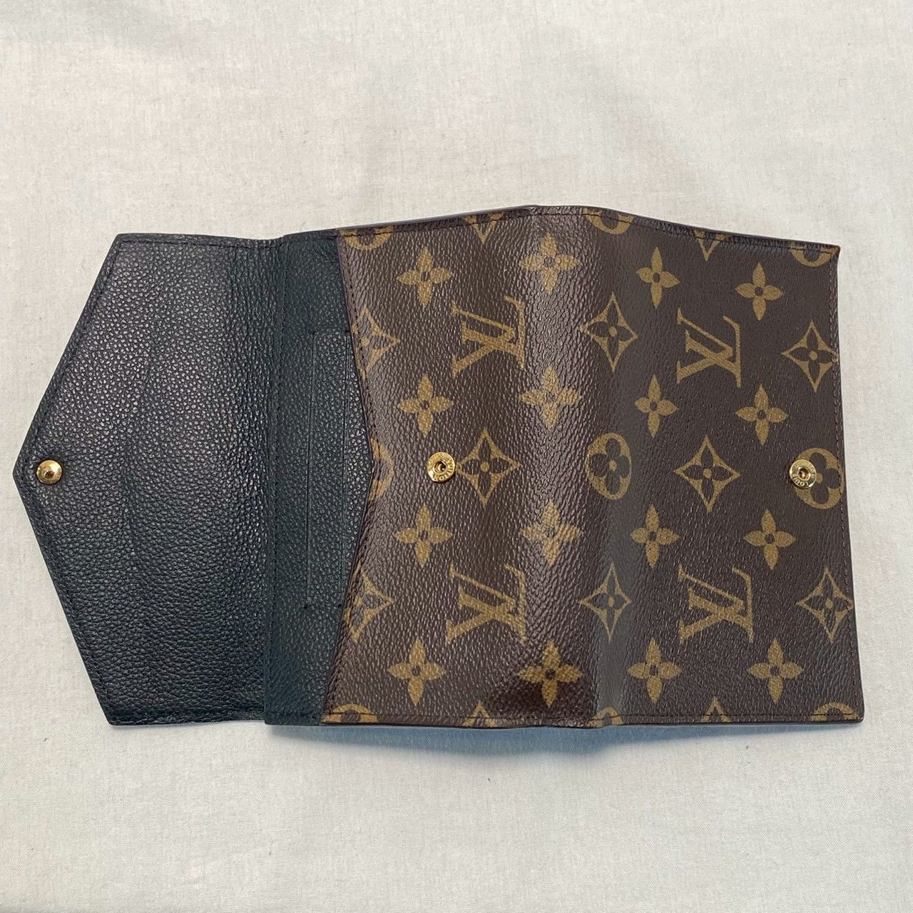 モノグラム 2017年製