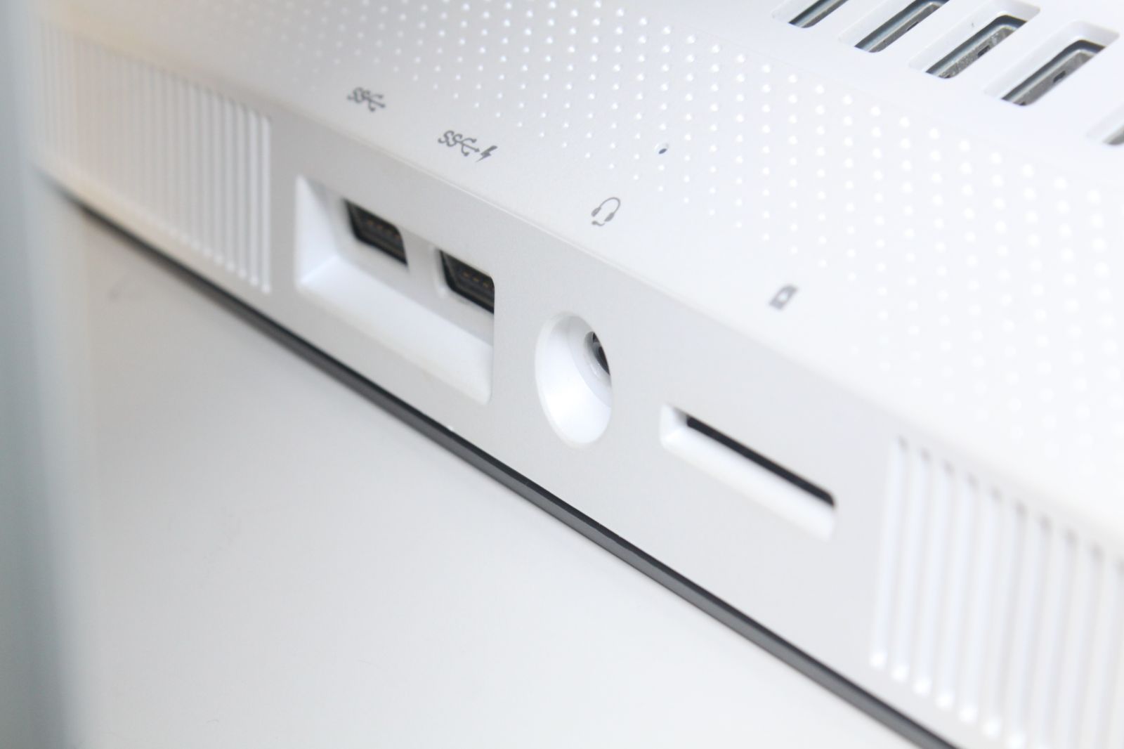 HP/一体型デスクトップPC/23-q181jp/Win11/Intel Core i5-6400T/新品