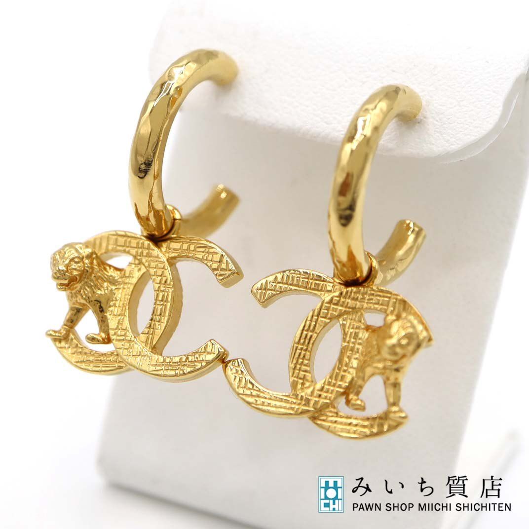 CHANEL シャネル ピアス ライオン ココマーク B22/A ゴールドカラー