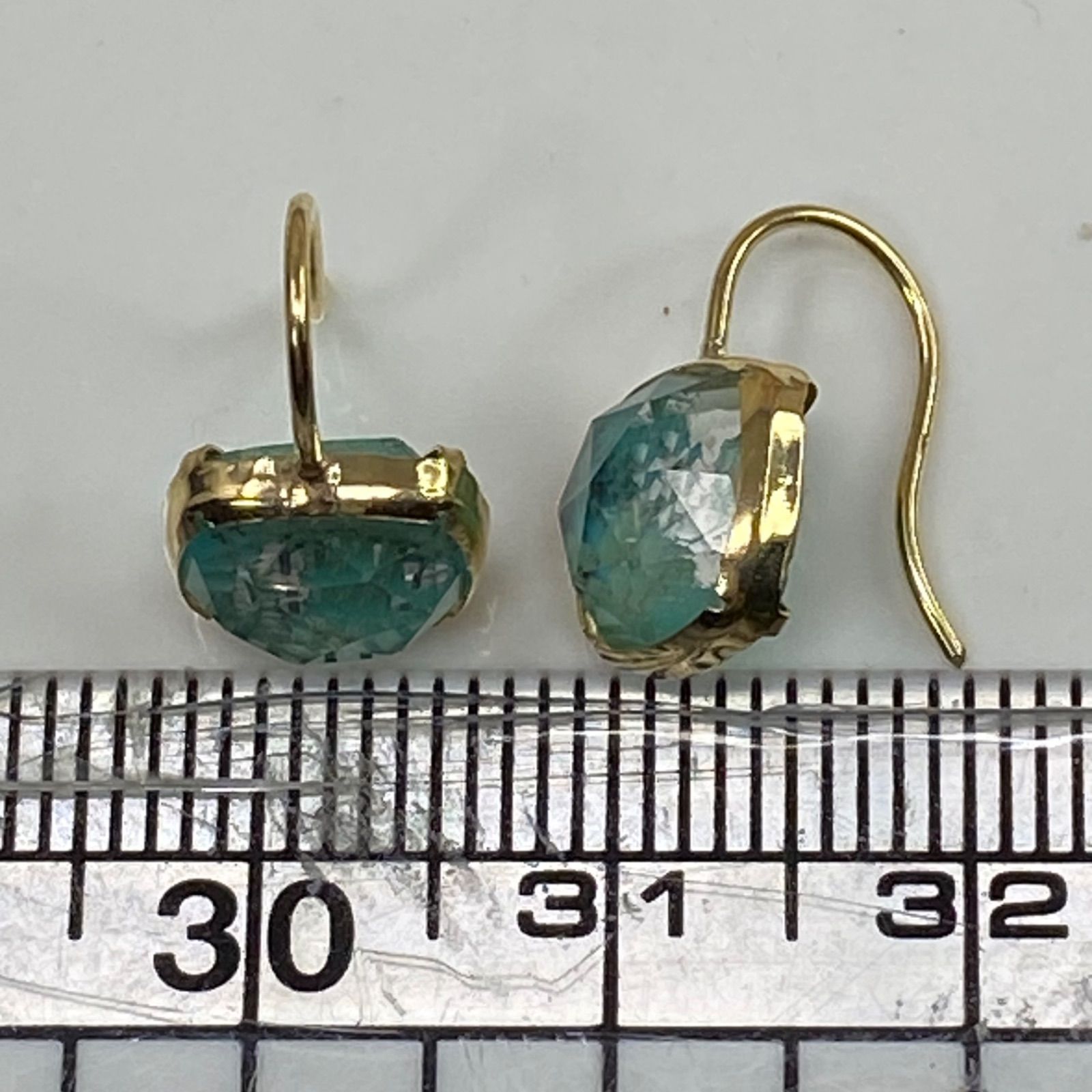 k18YG AU750 18金 天然トルコ石(ターコイズ)イエローゴールドピアス