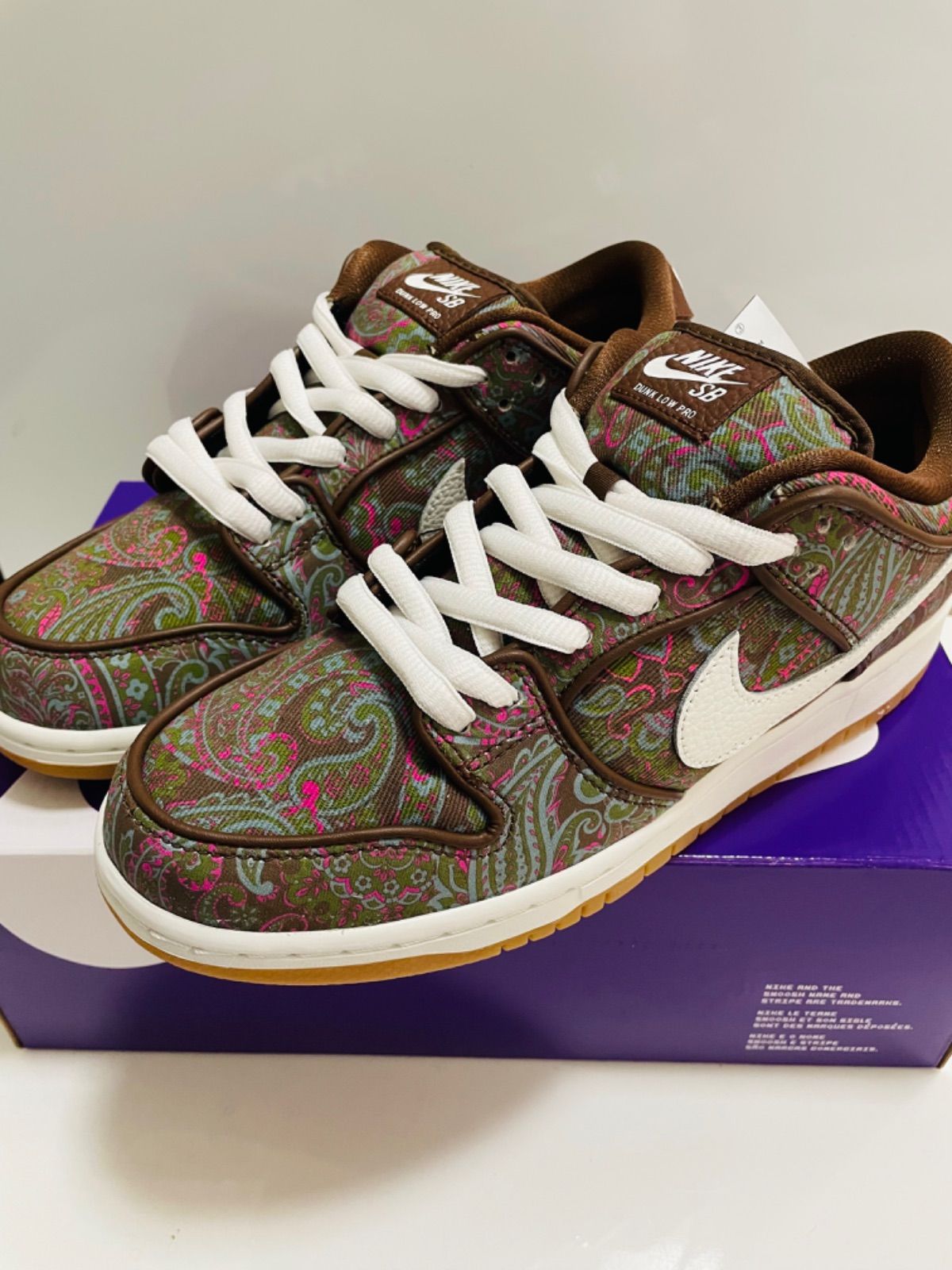 NIKE SB DUNK LOW プレミアム ブラウンペイズリー ダンクロー - メルカリ