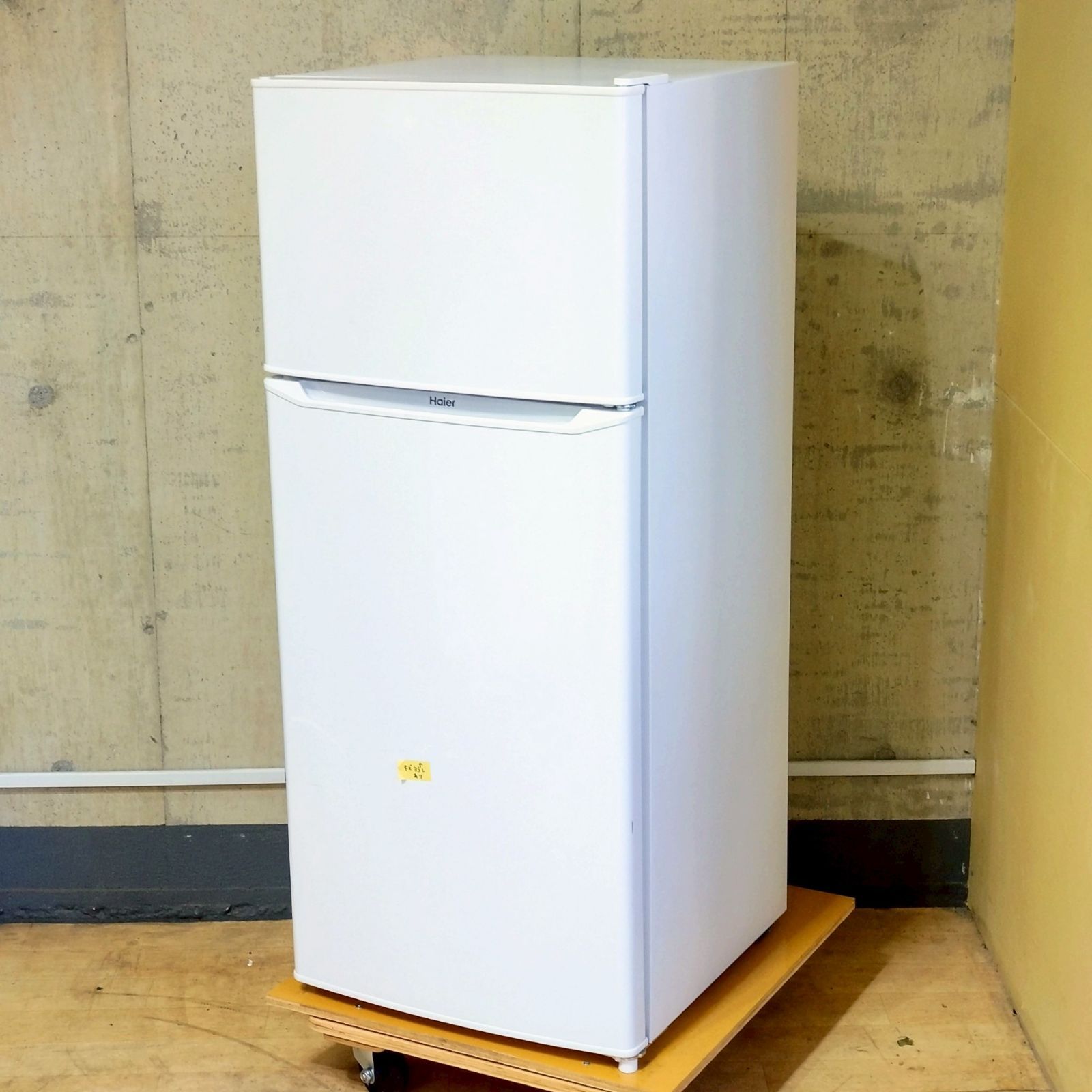 Haier 2ドア冷凍冷蔵庫 130L 2022年製 JR-N130B