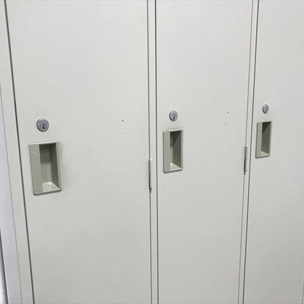 3人用ロッカー LK型 鍵付き 更衣ロッカー コクヨ ナチュラルグレー MARWIL-DEMENAGEMENTS_CH
