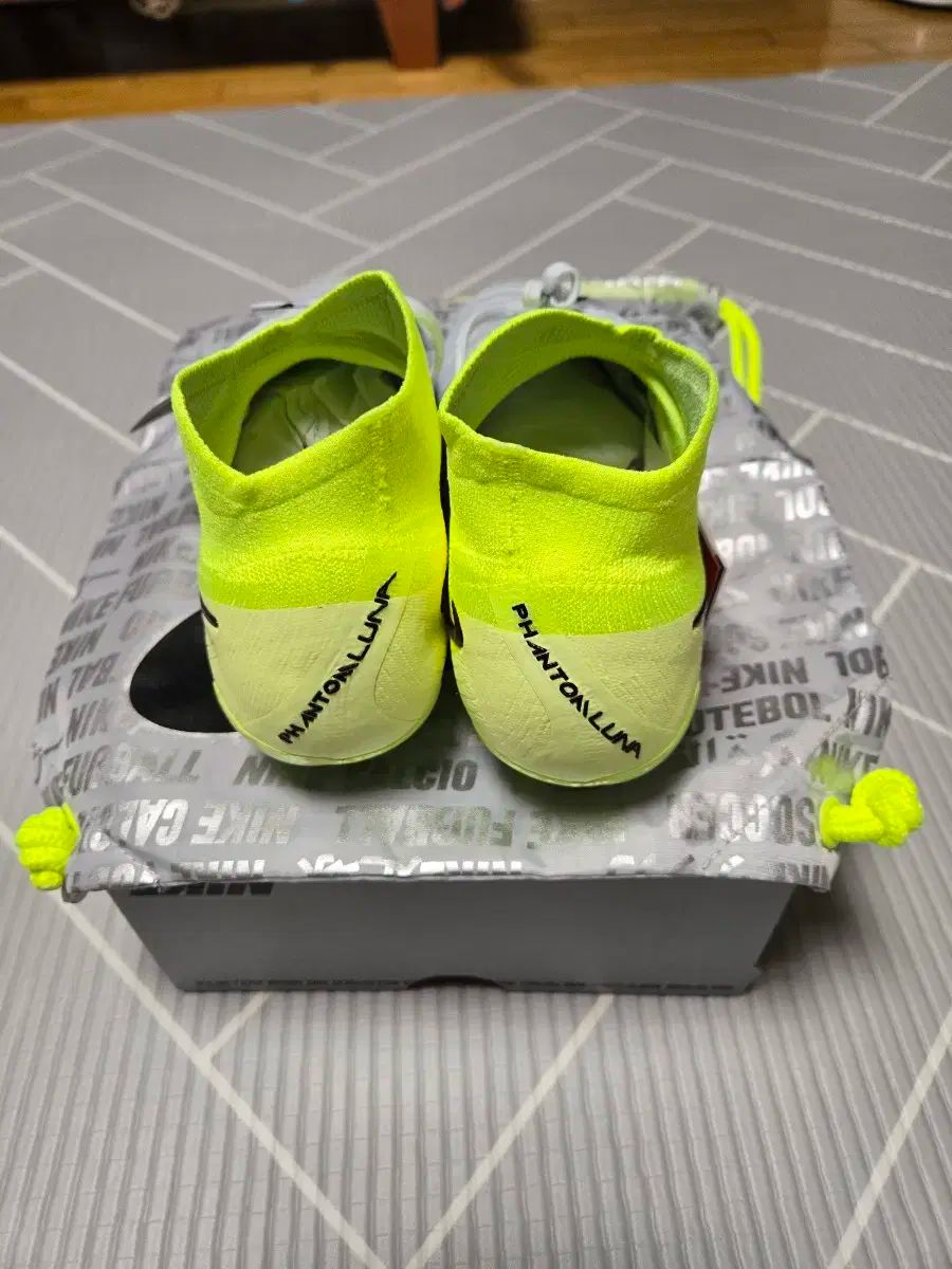 ファントム ルナ