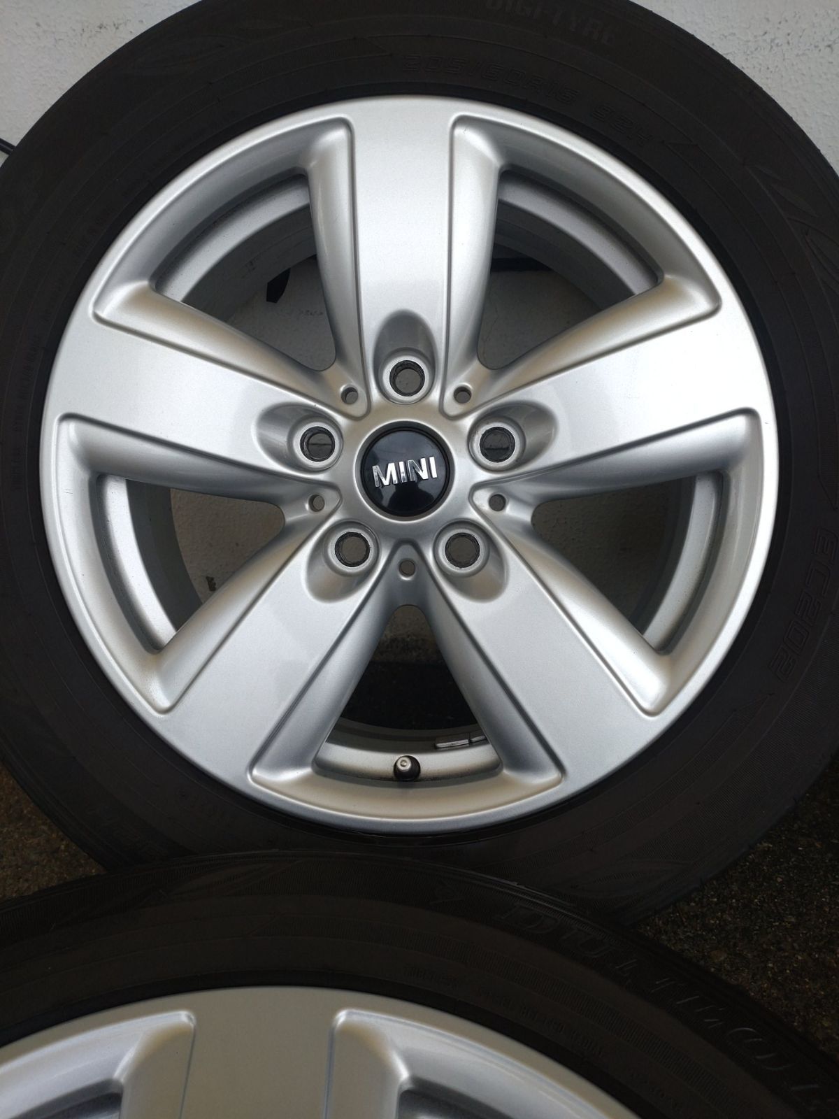 クロスオーバー R60