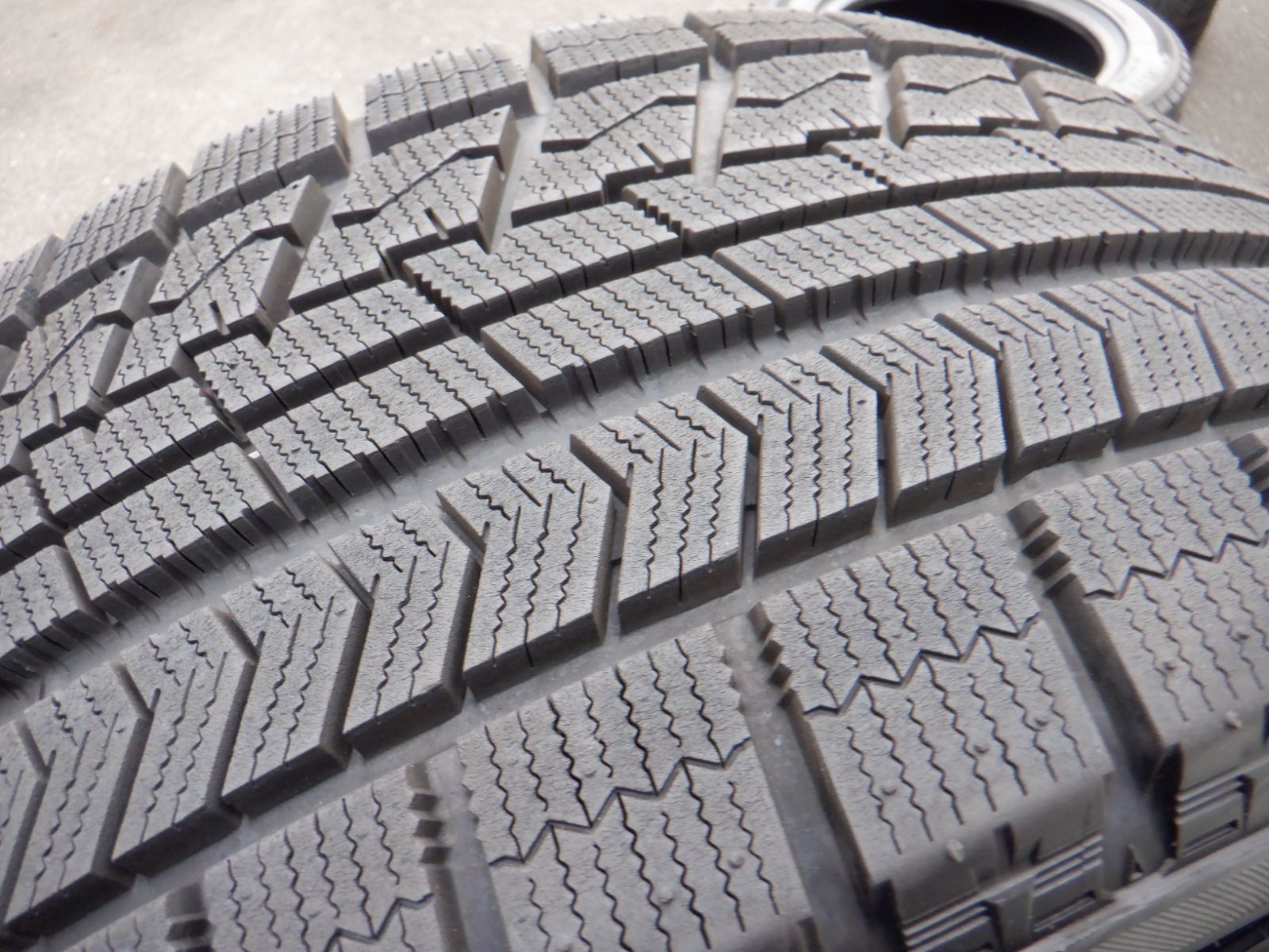 ５０Ｒ１９ ４本