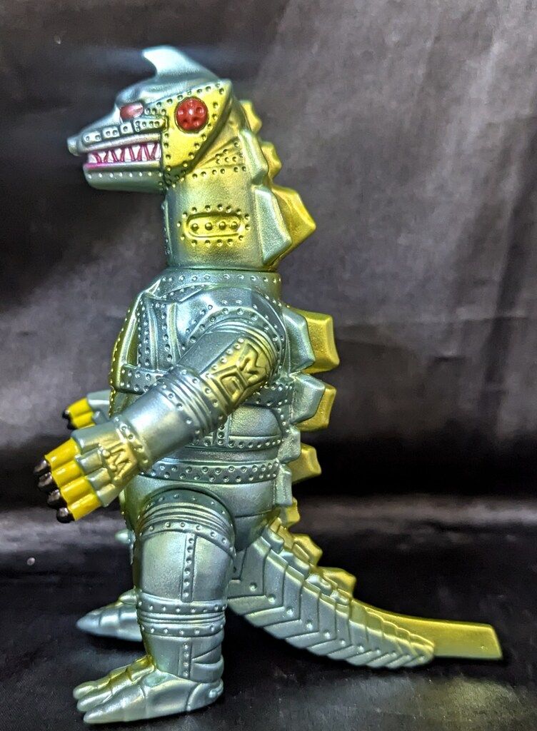 ブルマァクの怪獣シリーズ★ メカゴジラ（ゴールド）東宝ゴジラに登場 M1号 10月13日(金)より受注受付開始】【ブルマァク】メカゴジラ