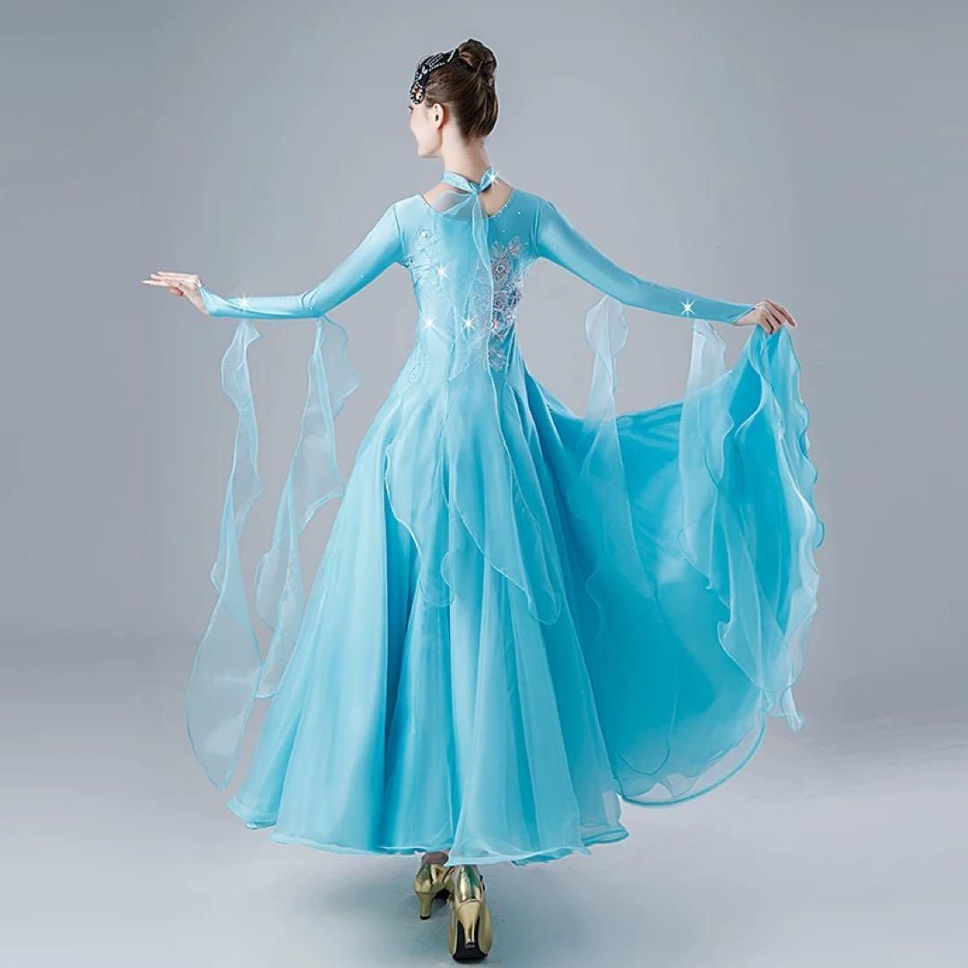 ダンスパーティーやデモ