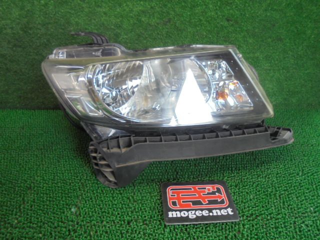 フリード GB3 右ヘッドランプ 右ヘッドライト コイト 100-62054 HID